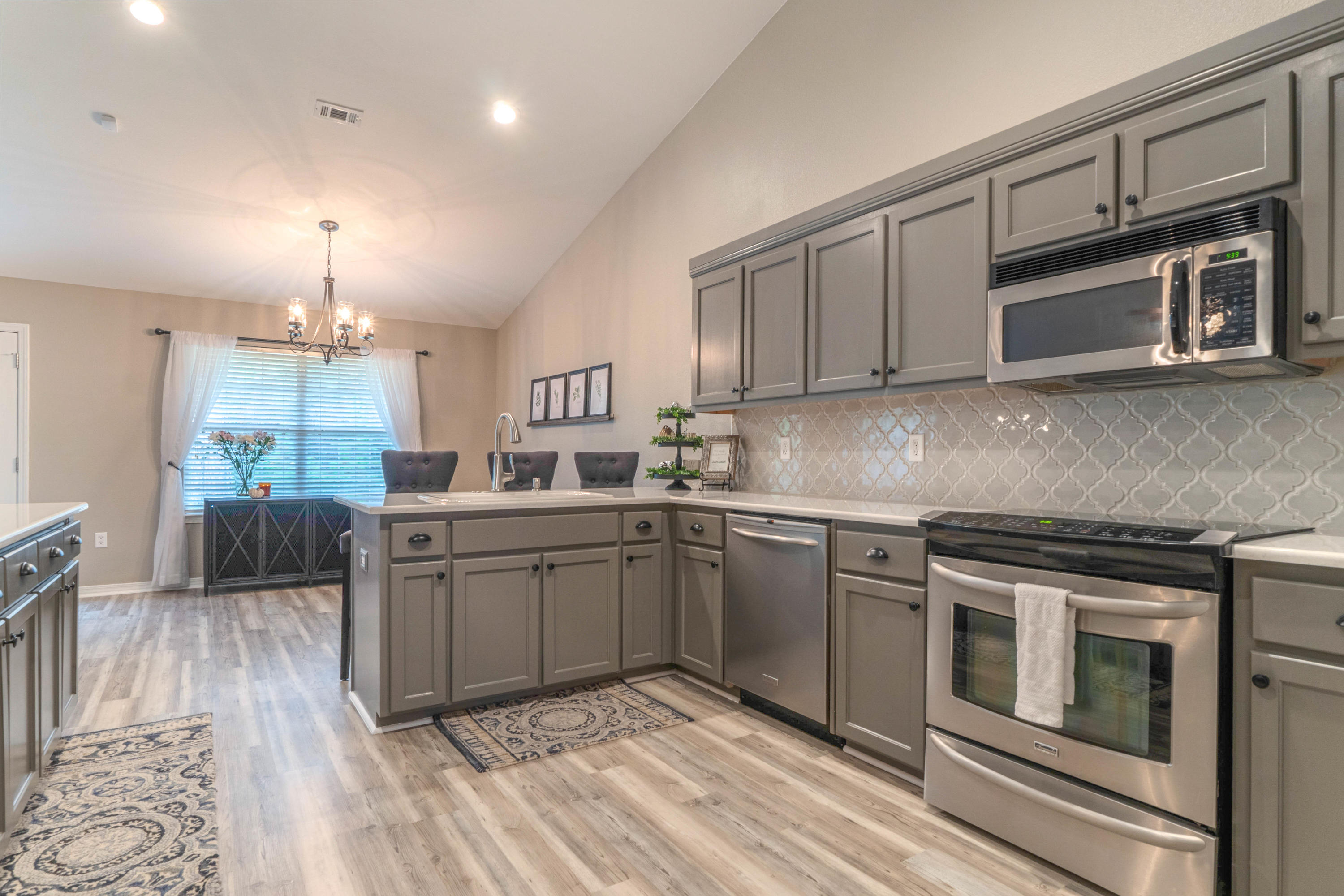 HOLLEY BY THE SEA - Residential