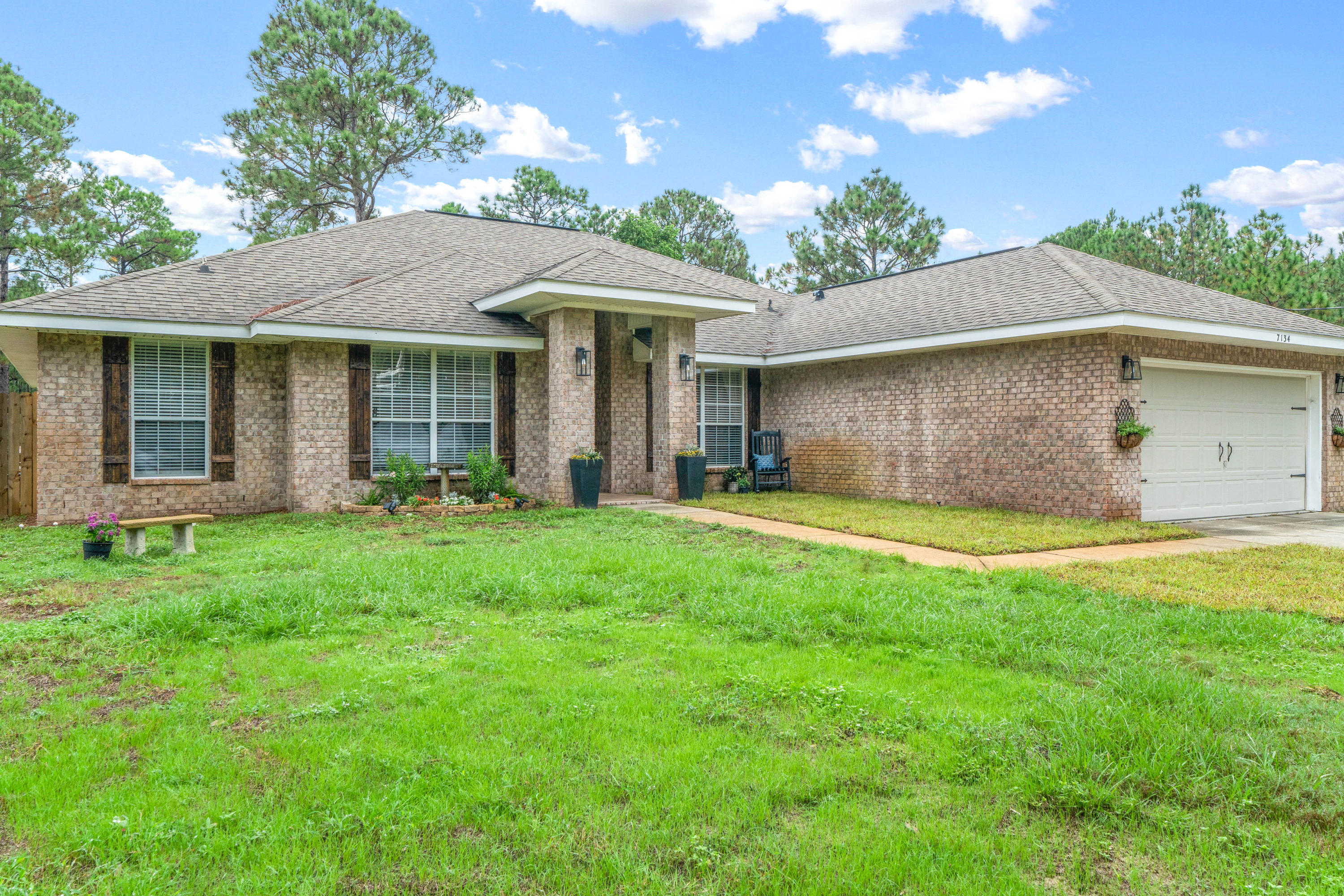 HOLLEY BY THE SEA - Residential