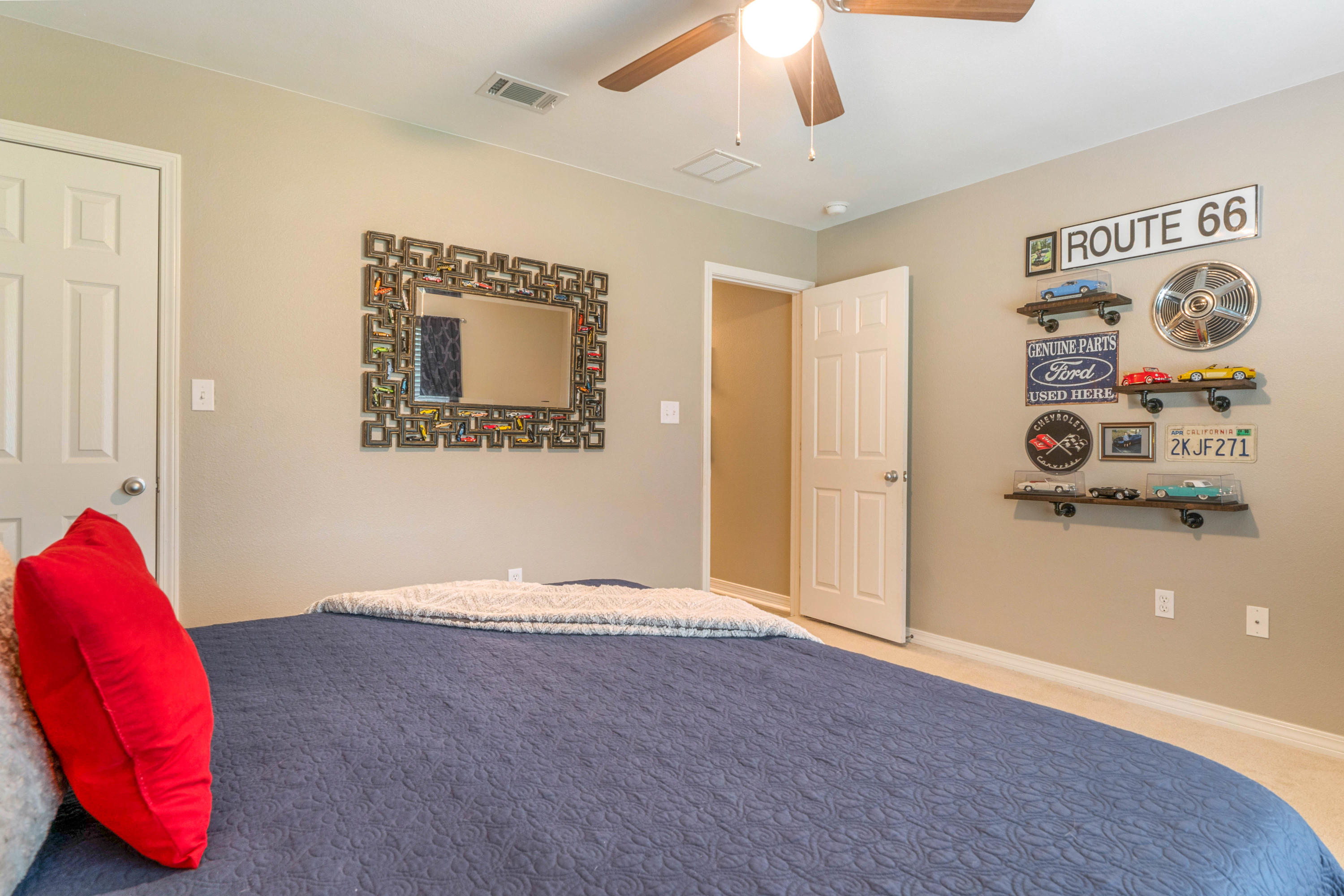 HOLLEY BY THE SEA - Residential