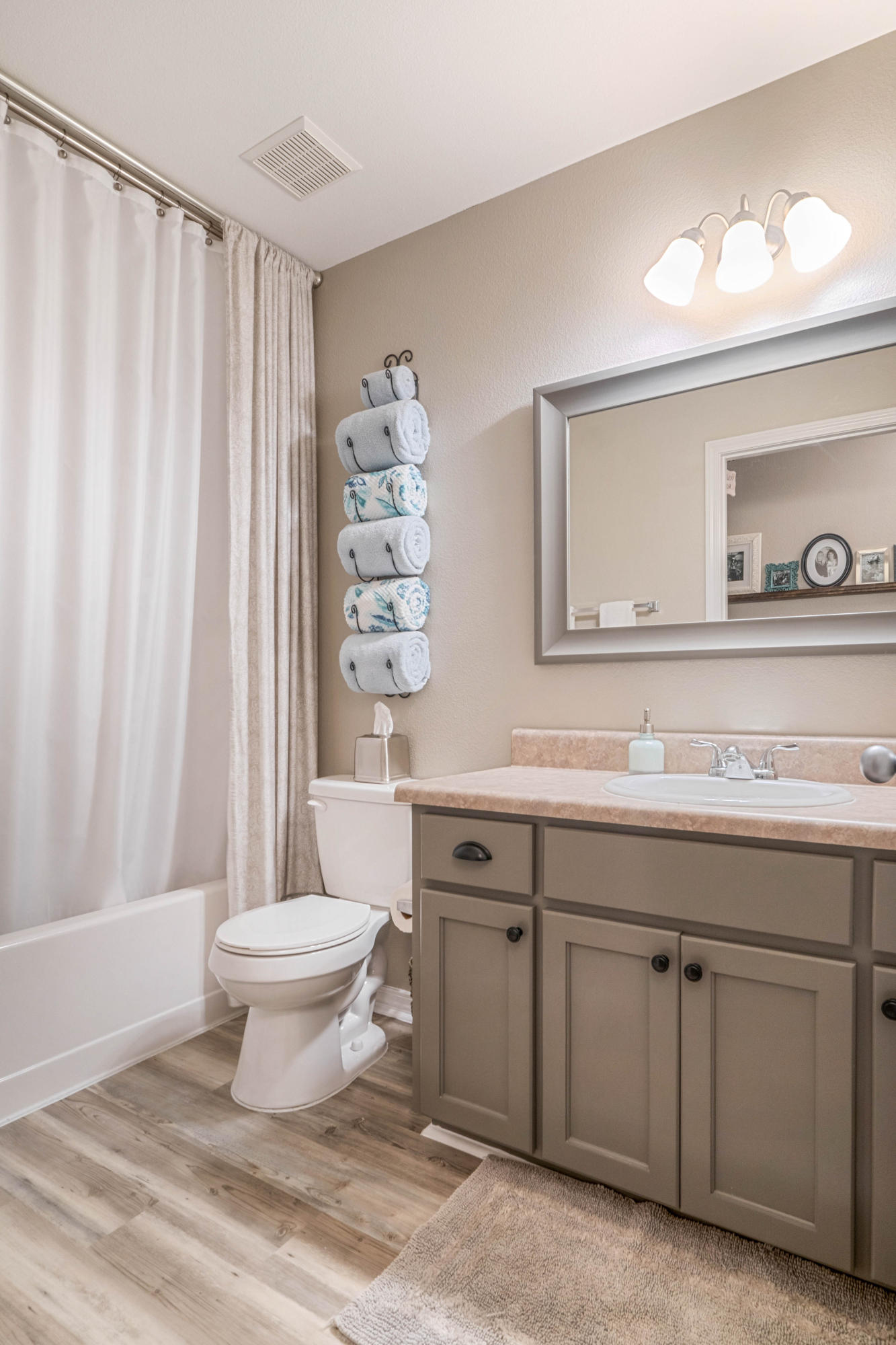 HOLLEY BY THE SEA - Residential