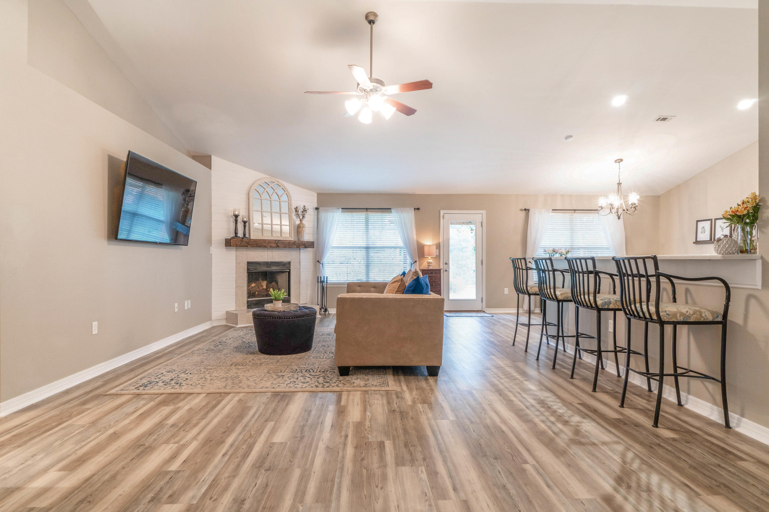 HOLLEY BY THE SEA - Residential