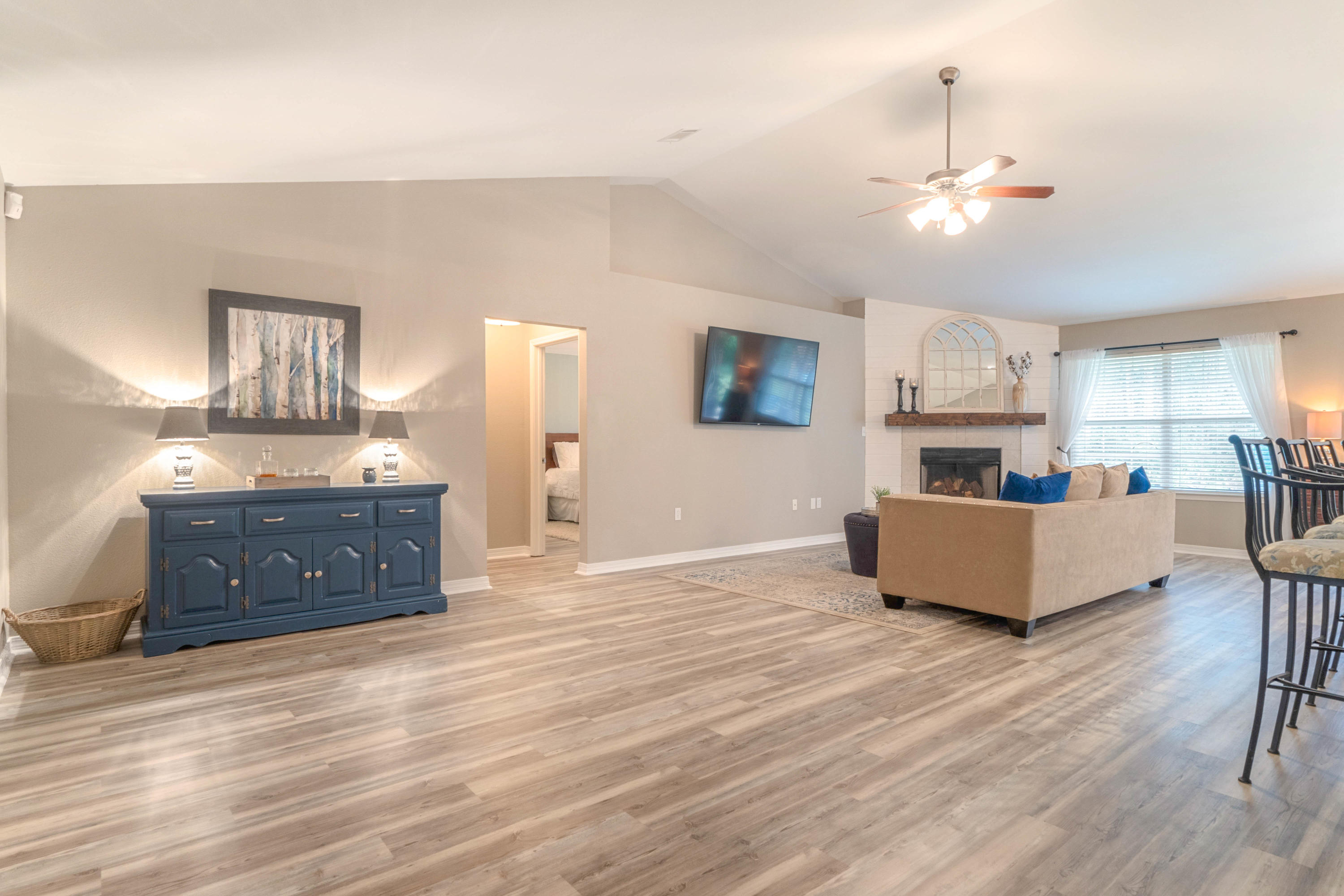 HOLLEY BY THE SEA - Residential