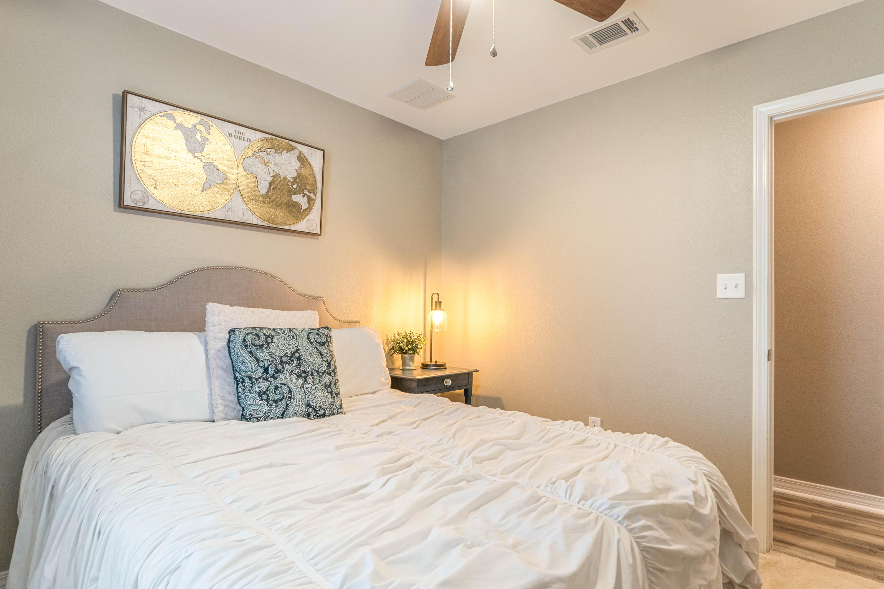 HOLLEY BY THE SEA - Residential