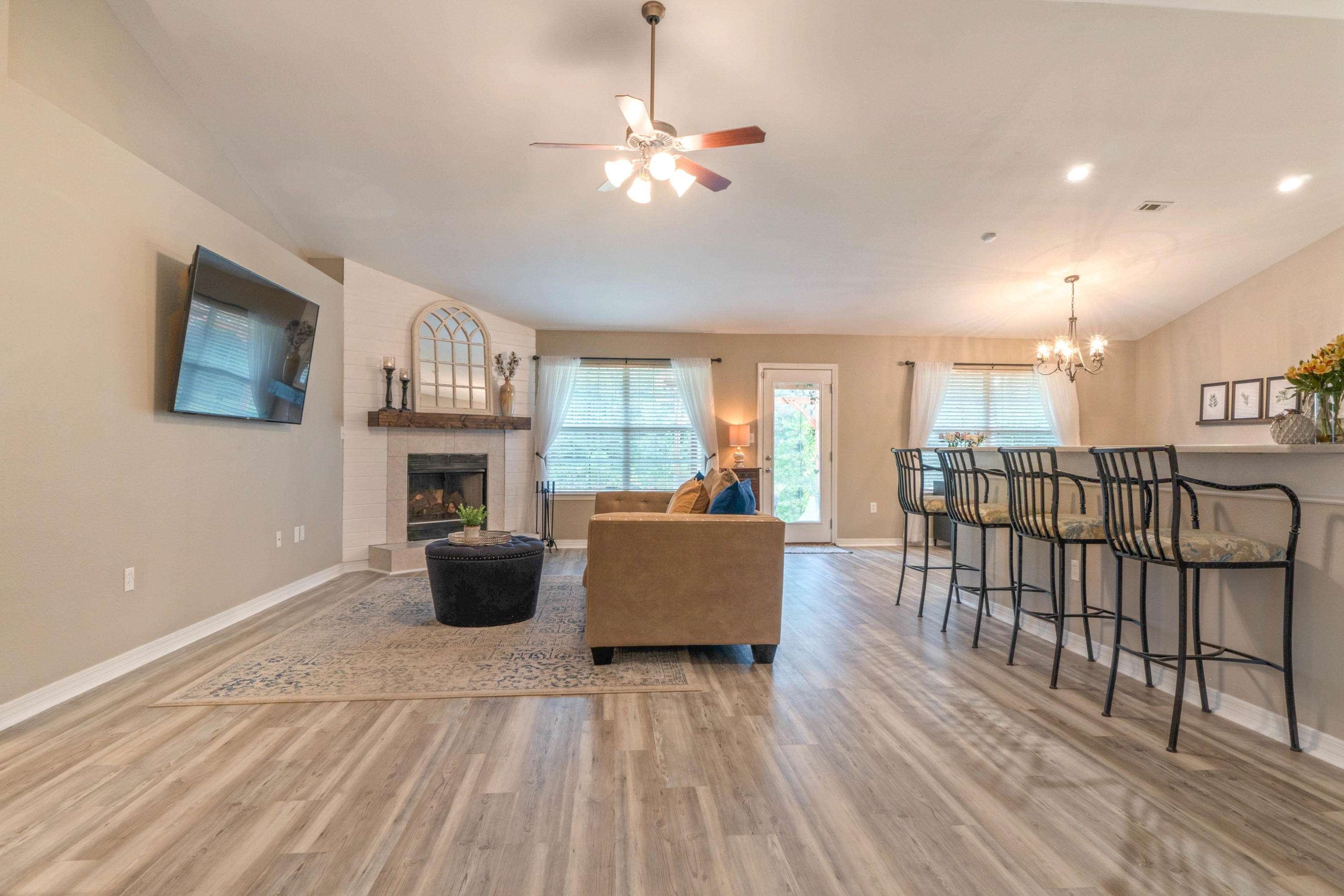 HOLLEY BY THE SEA - Residential