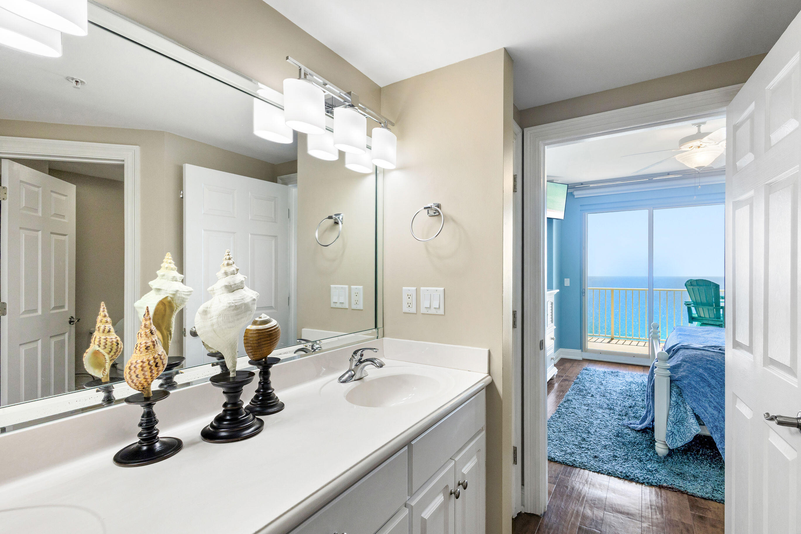 TREASURE ISLAND - Residential
