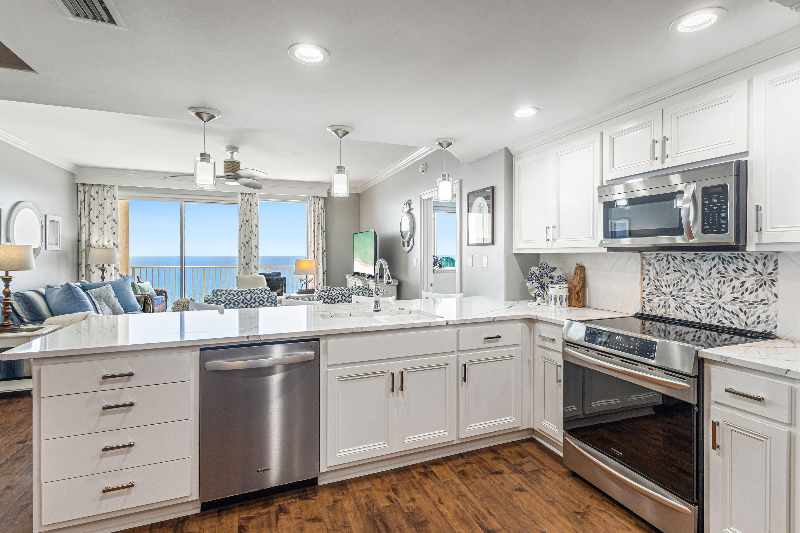 TREASURE ISLAND - Residential