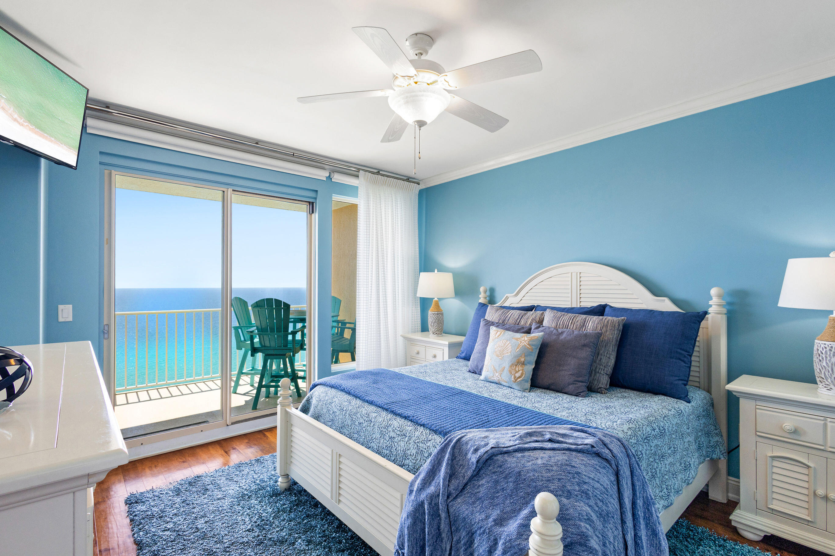 TREASURE ISLAND - Residential