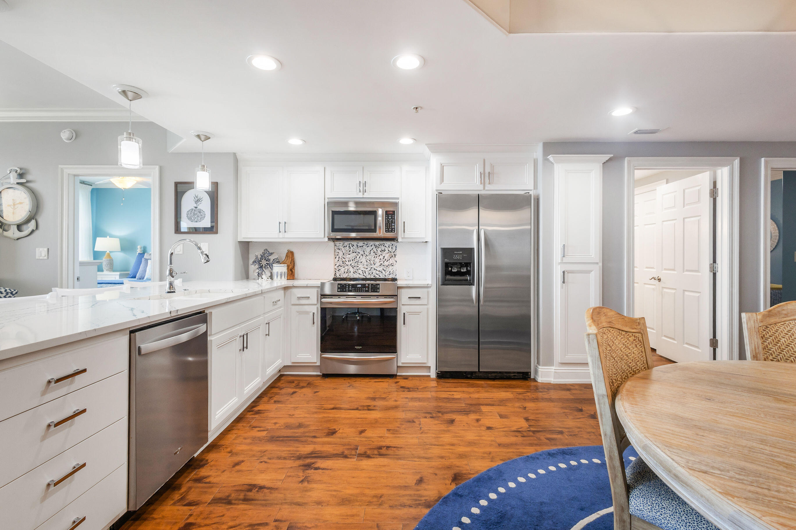 TREASURE ISLAND - Residential