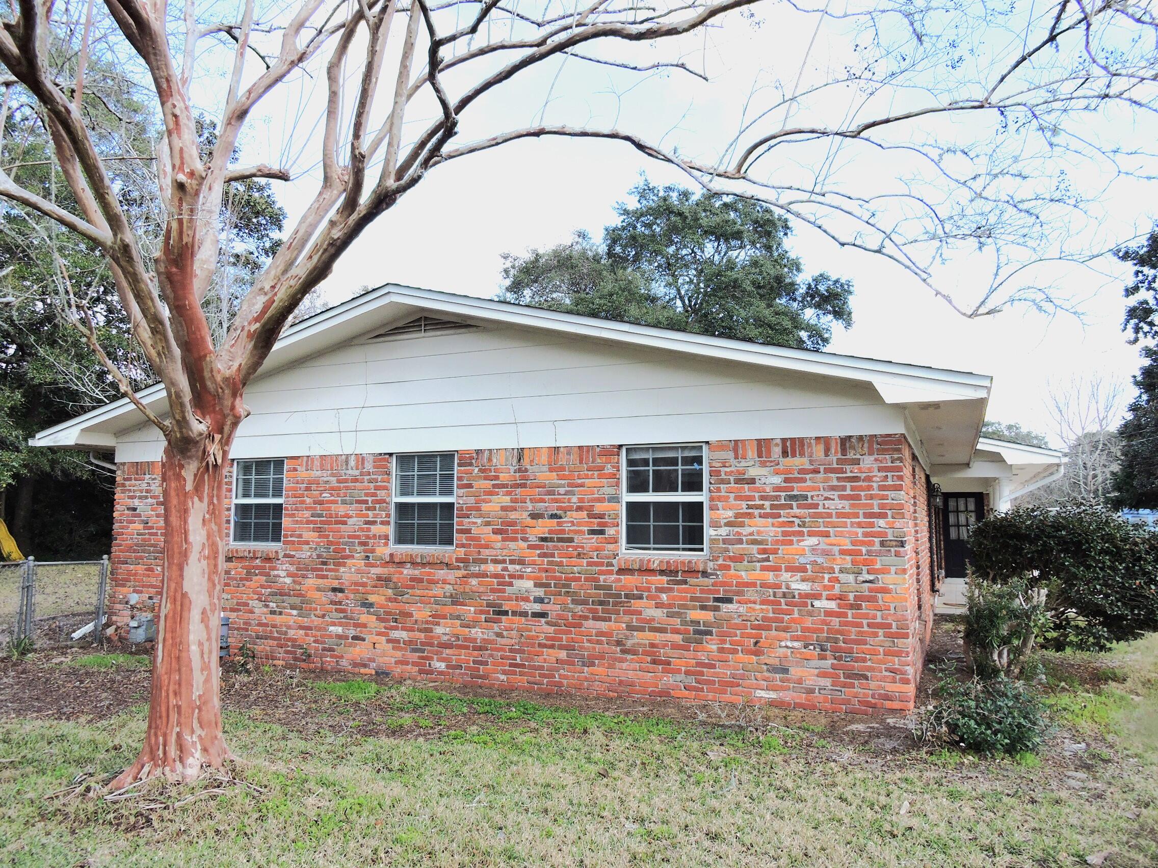 FORT WALTON BEACH (242200.00) - Residential