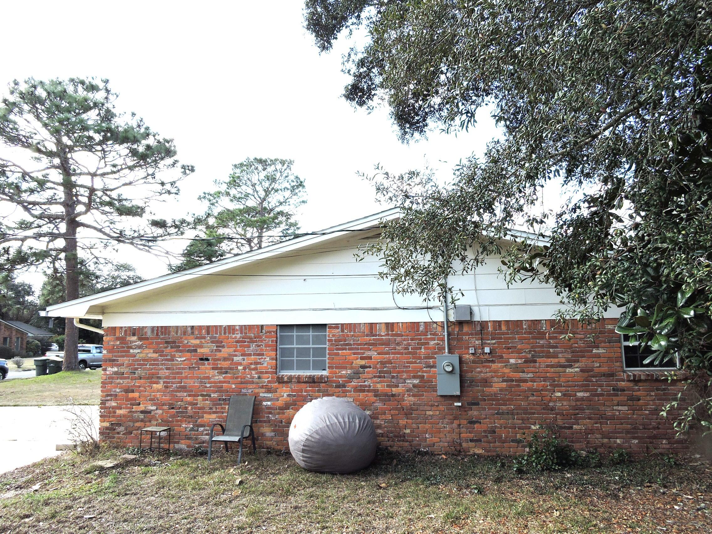 FORT WALTON BEACH (242200.00) - Residential