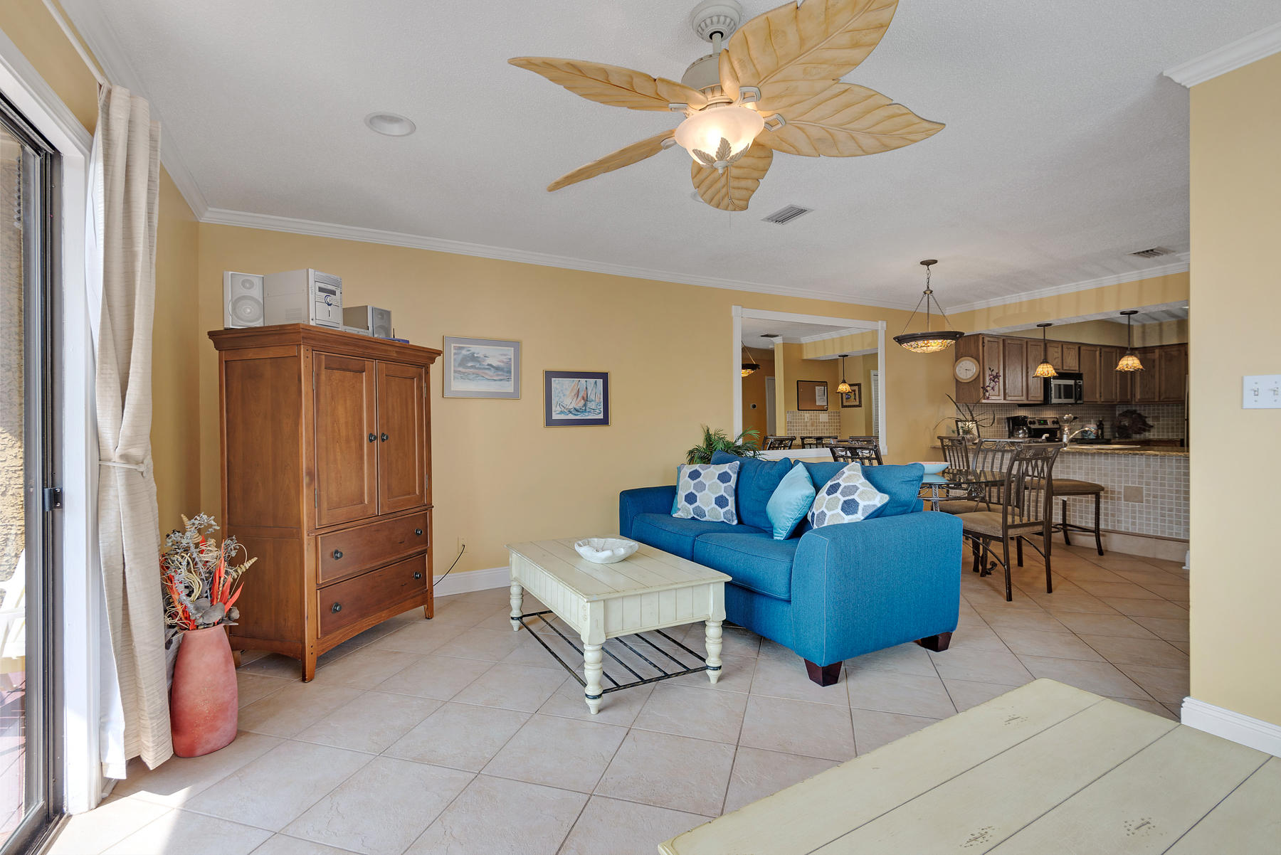 COSTA VISTA T/H - Residential