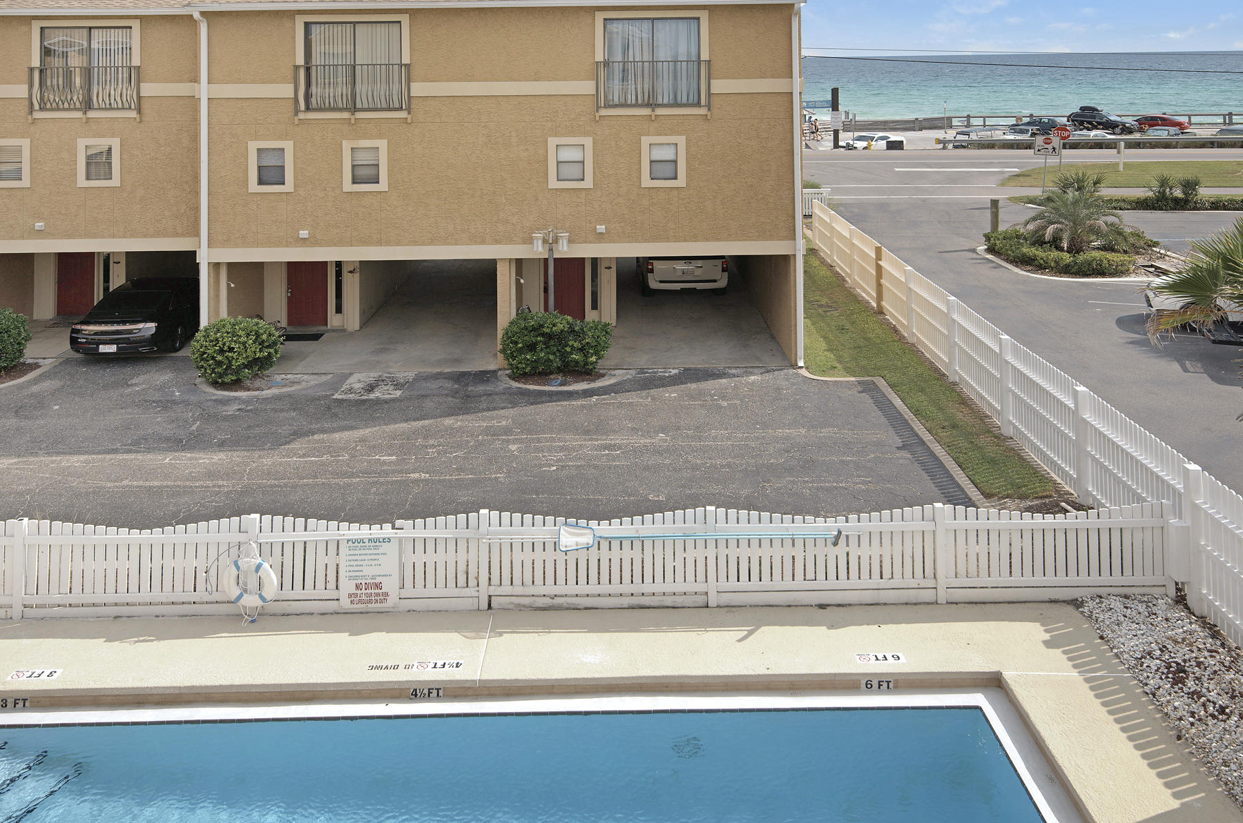 COSTA VISTA T/H - Residential