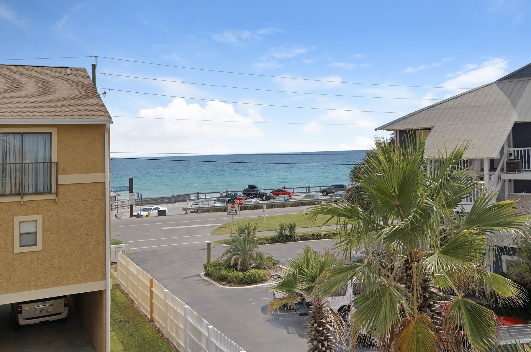 COSTA VISTA T/H - Residential