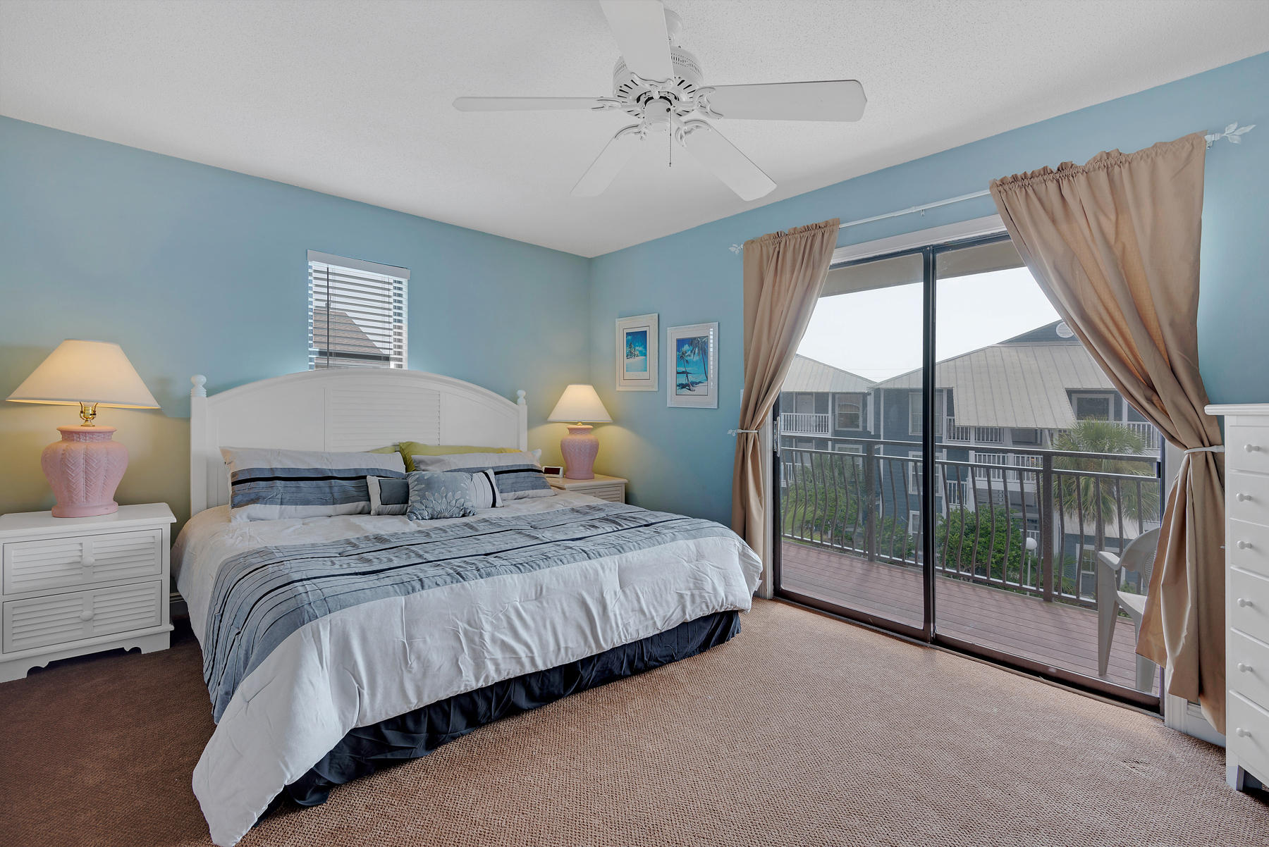 COSTA VISTA T/H - Residential