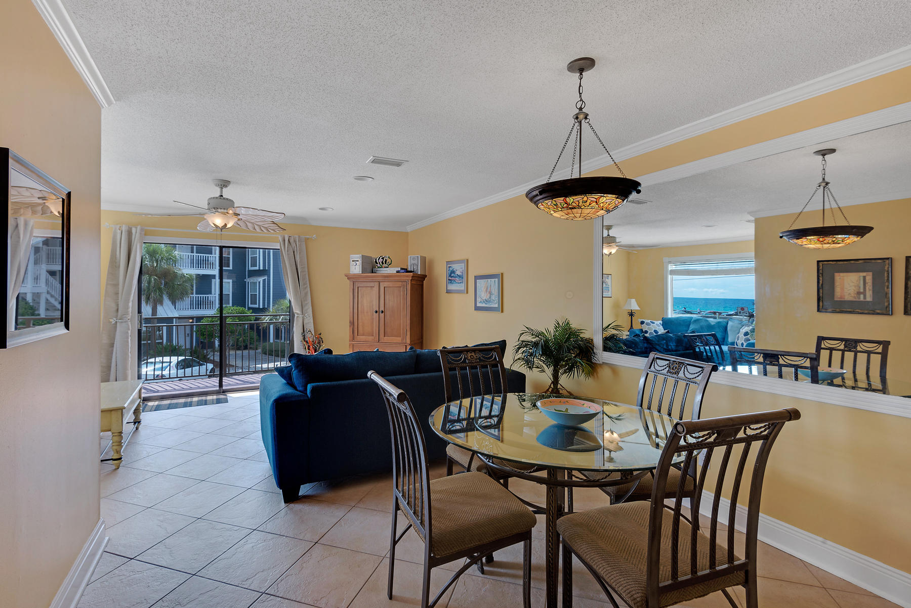 COSTA VISTA T/H - Residential