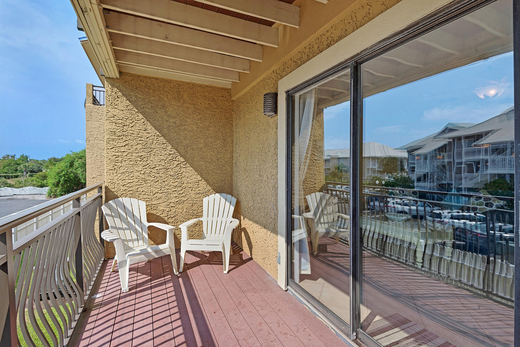 COSTA VISTA T/H - Residential