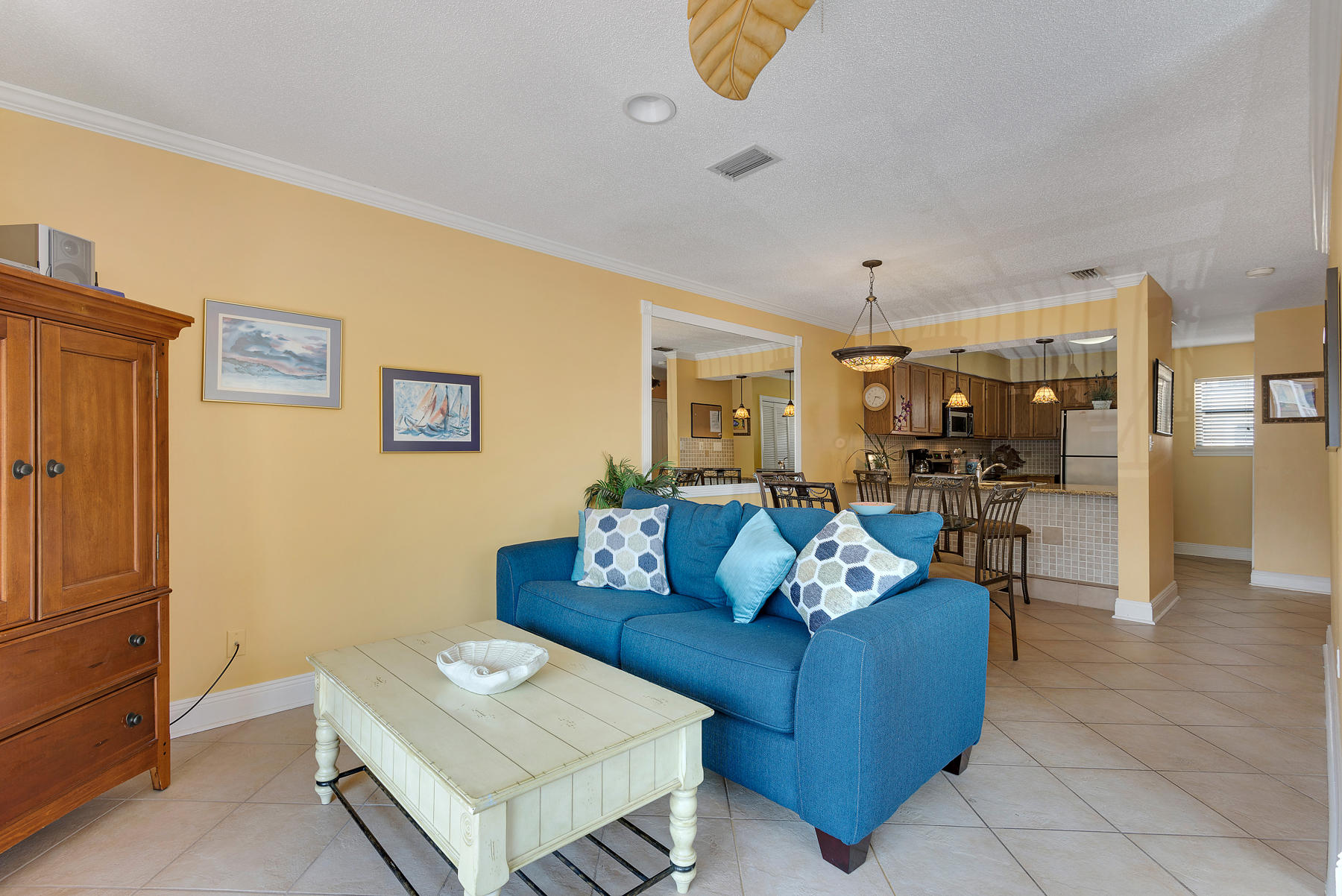 COSTA VISTA T/H - Residential