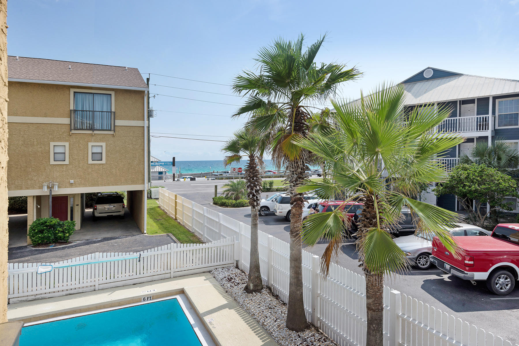 COSTA VISTA T/H - Residential