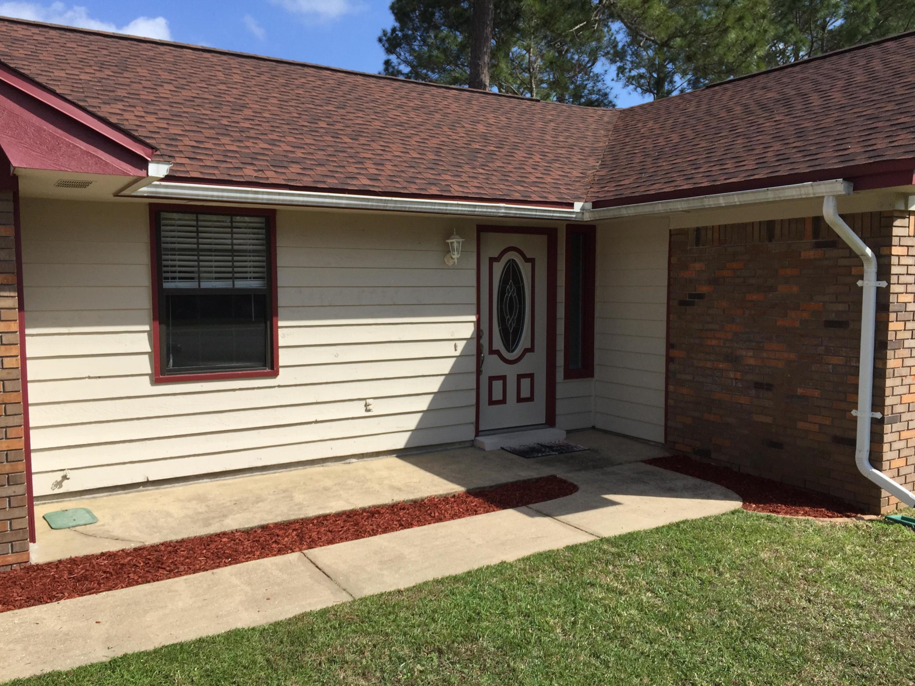 PINE MEADOWS 2ND ADDN lot 22 blk f - Residential