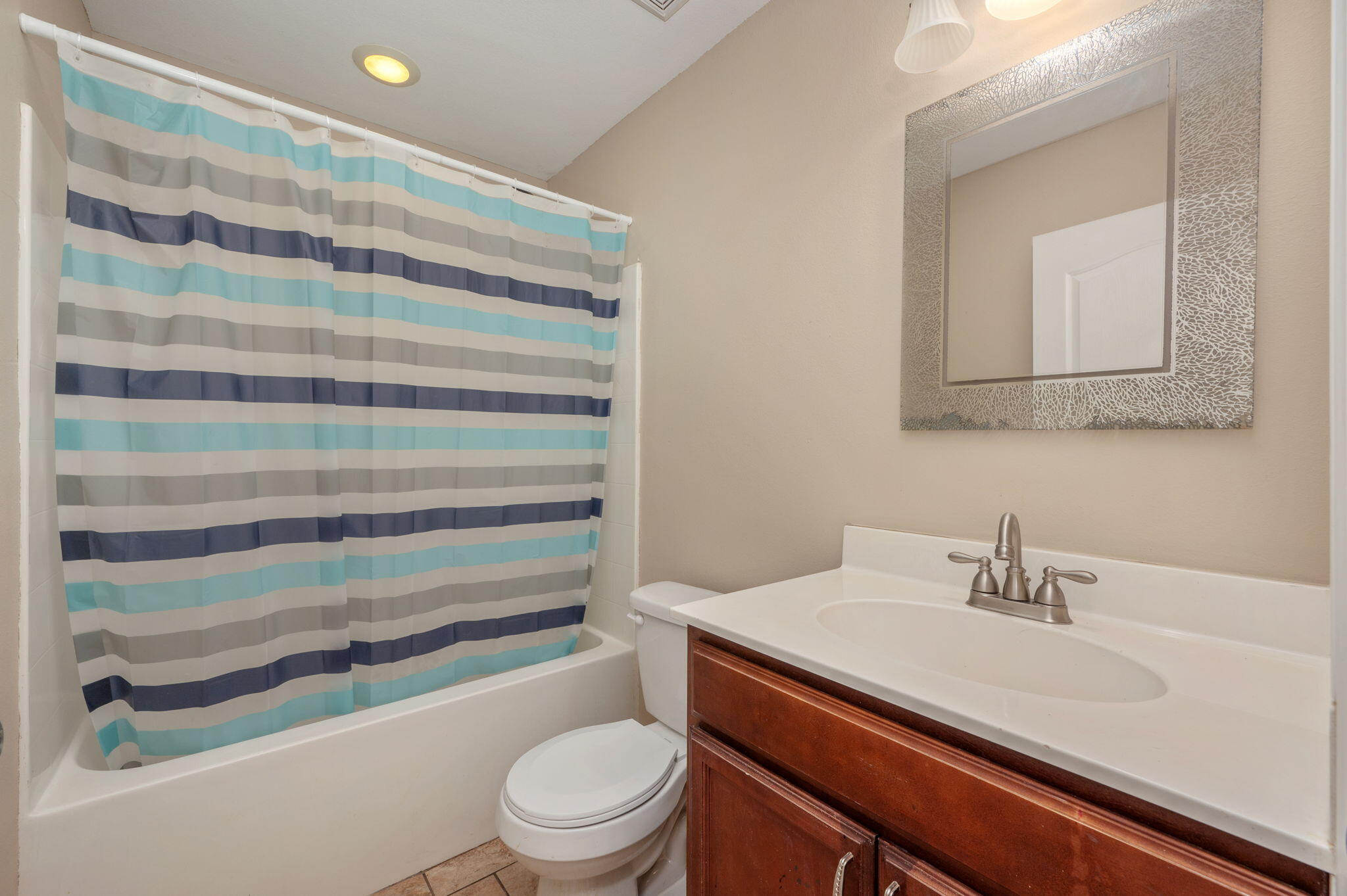 OAKWOOD LAKES ESTATES - Residential