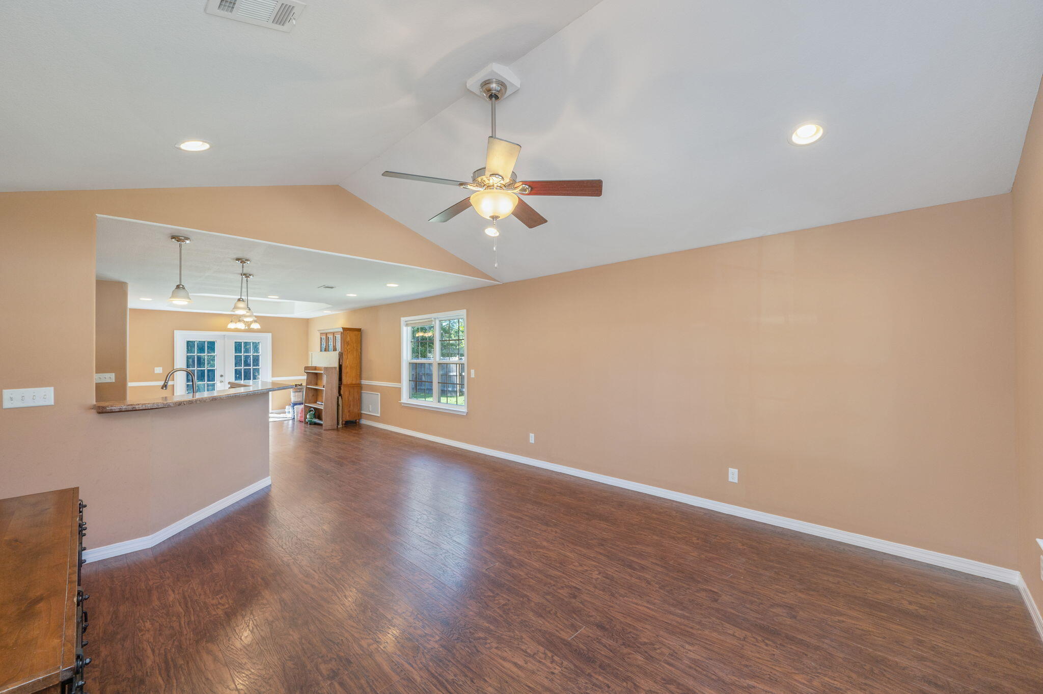 OAKWOOD LAKES ESTATES - Residential