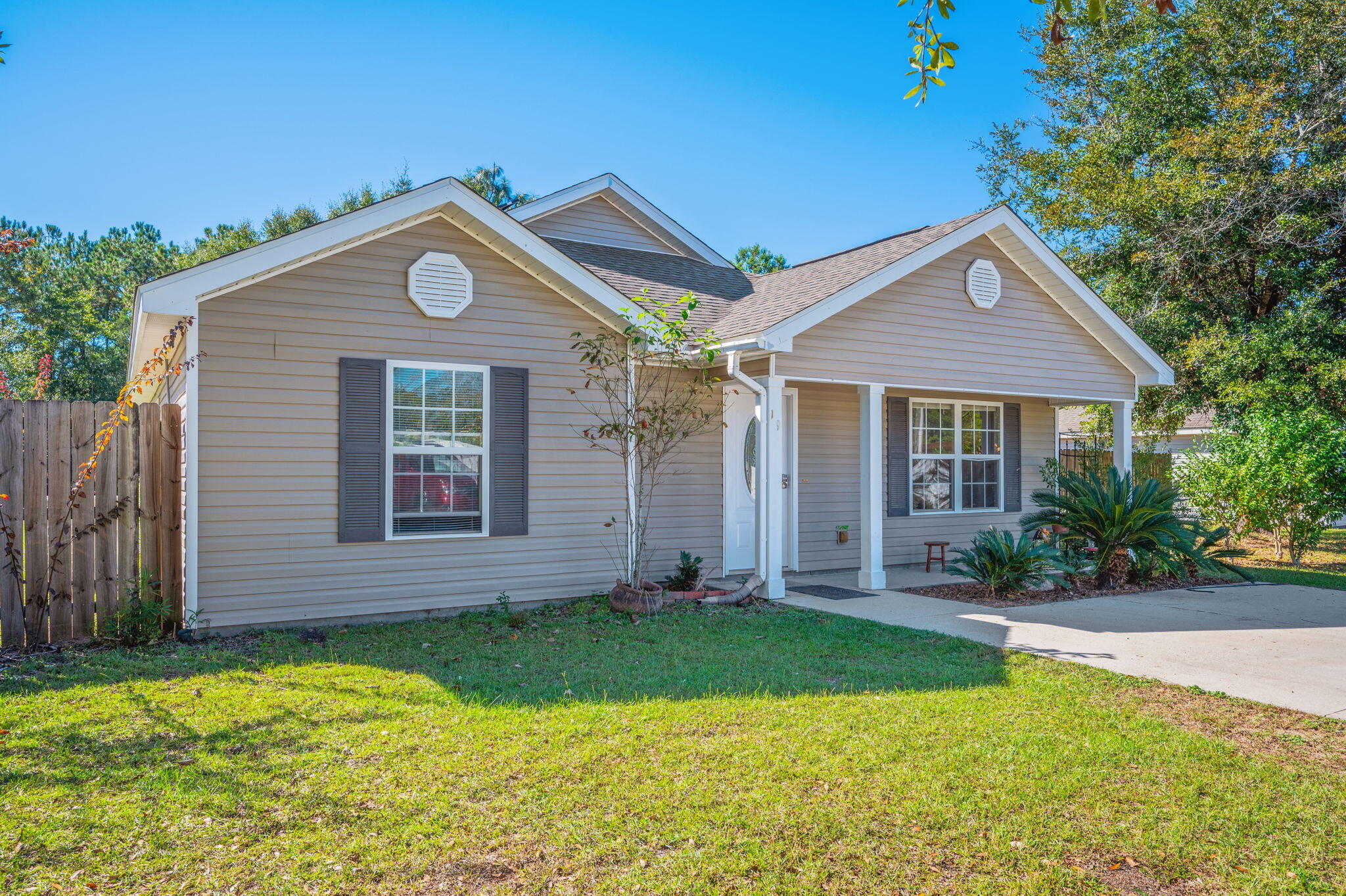 OAKWOOD LAKES ESTATES - Residential