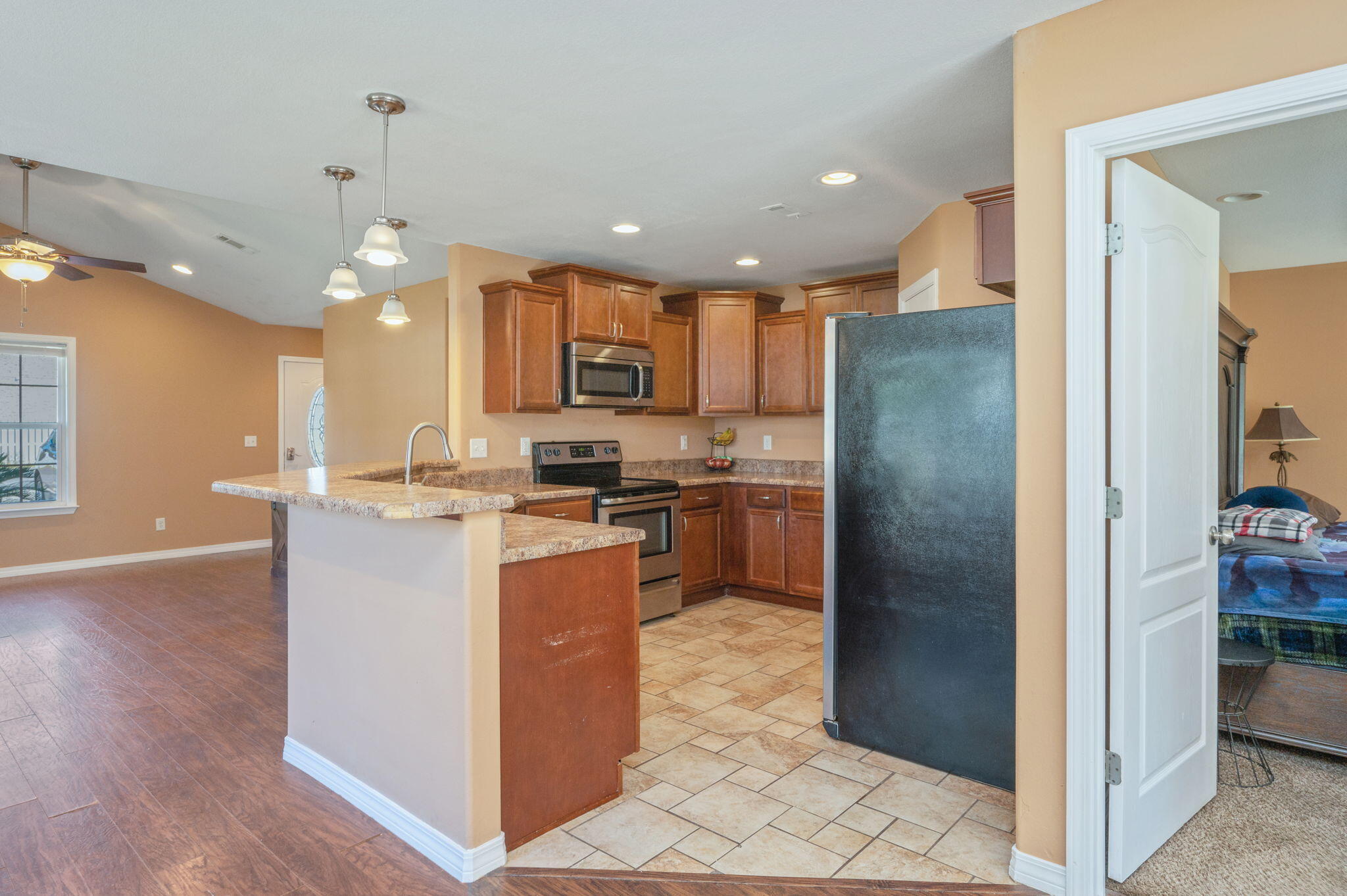 OAKWOOD LAKES ESTATES - Residential