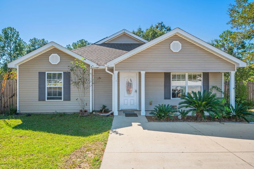 Move-in ready 3BR/2BA home on nearly 1/2 acre in DeFuniak Springs! Features fresh paint, an open layout, and a split-bedroom design with 1,543 sq ft of living space. Enjoy a fenced yard that is perfect for pets, play, or an outdoor living space. Conveniently located near downtown, schools, shopping, and I-10. Schedule your showing today.