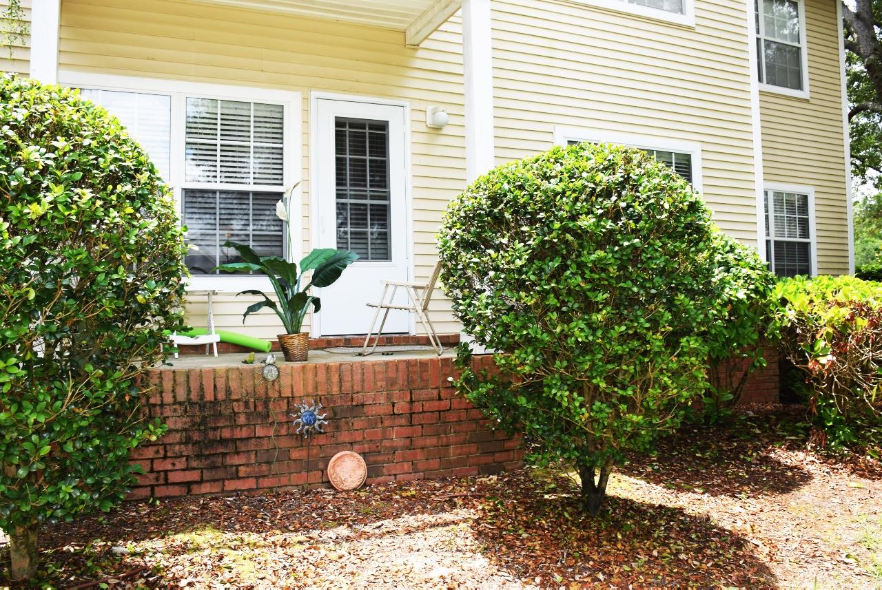 THE OAKS AT NICEVILLE - Residential