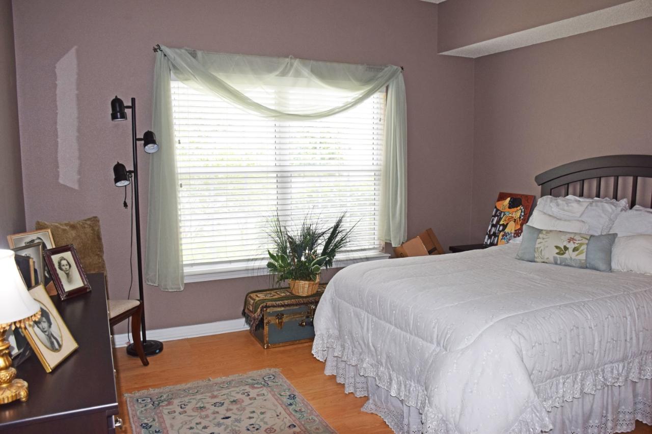 THE OAKS AT NICEVILLE - Residential