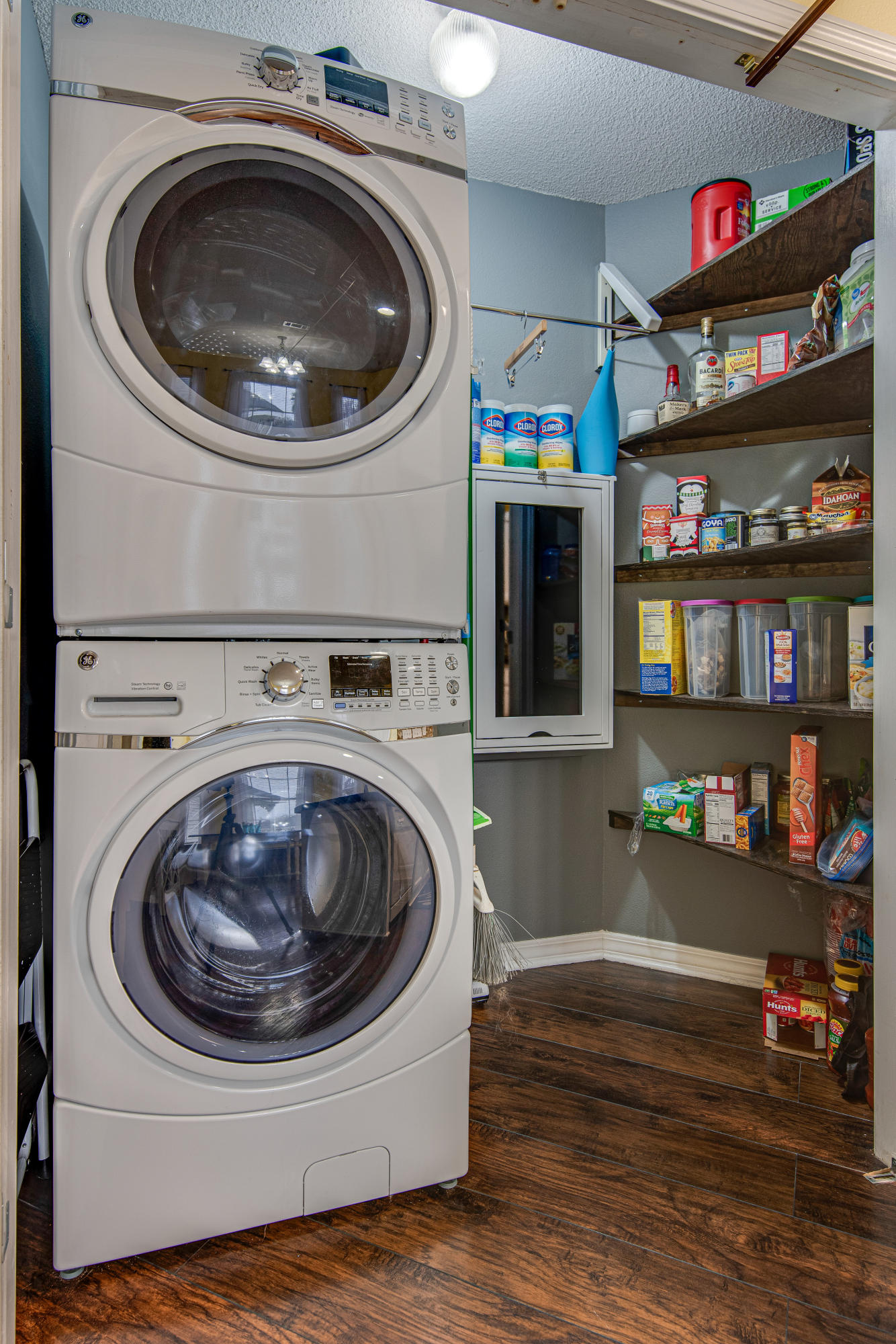 LIGHTHOUSE POINTE UNIT 1 & 2 - Residential