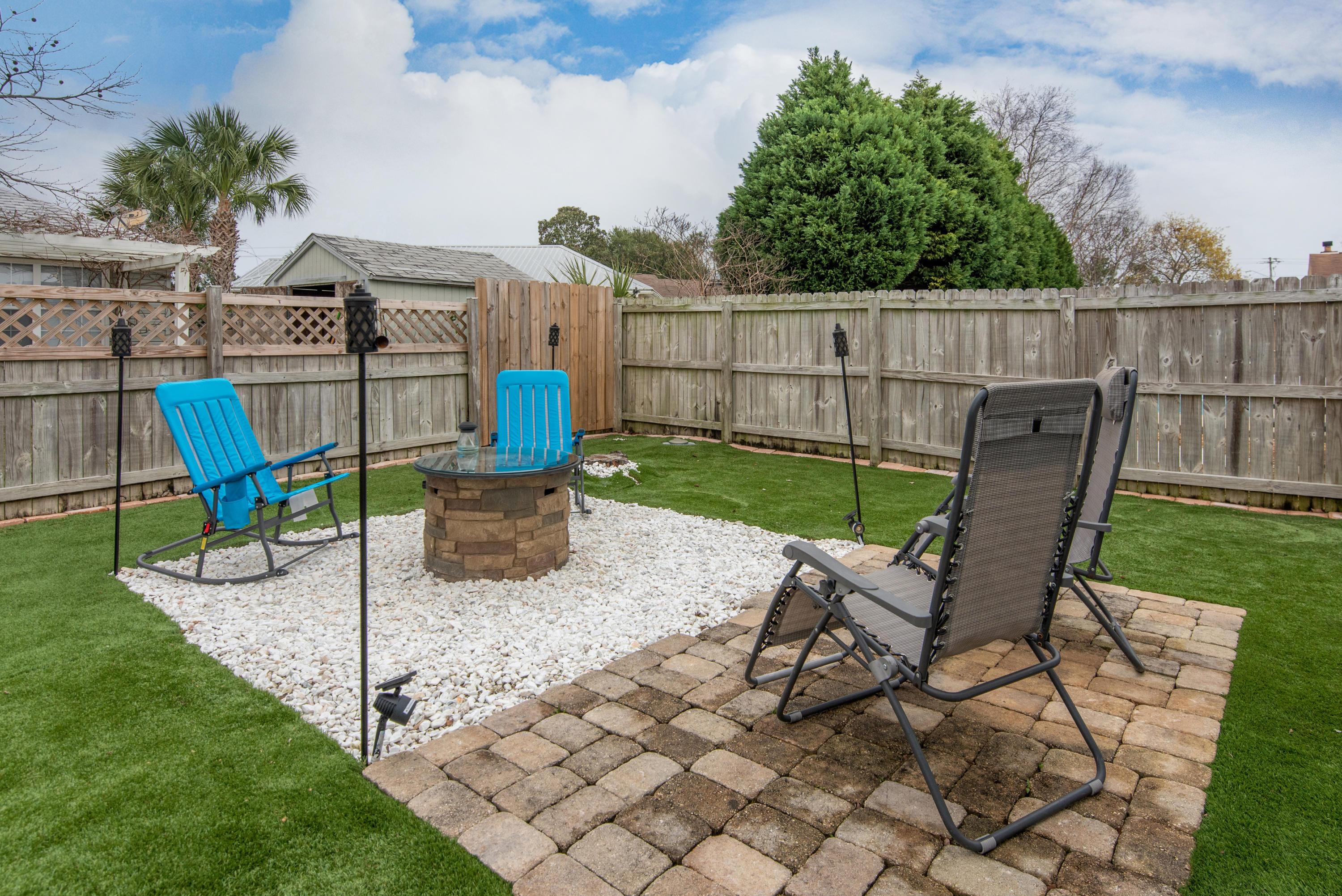 LIGHTHOUSE POINTE UNIT 1 & 2 - Residential