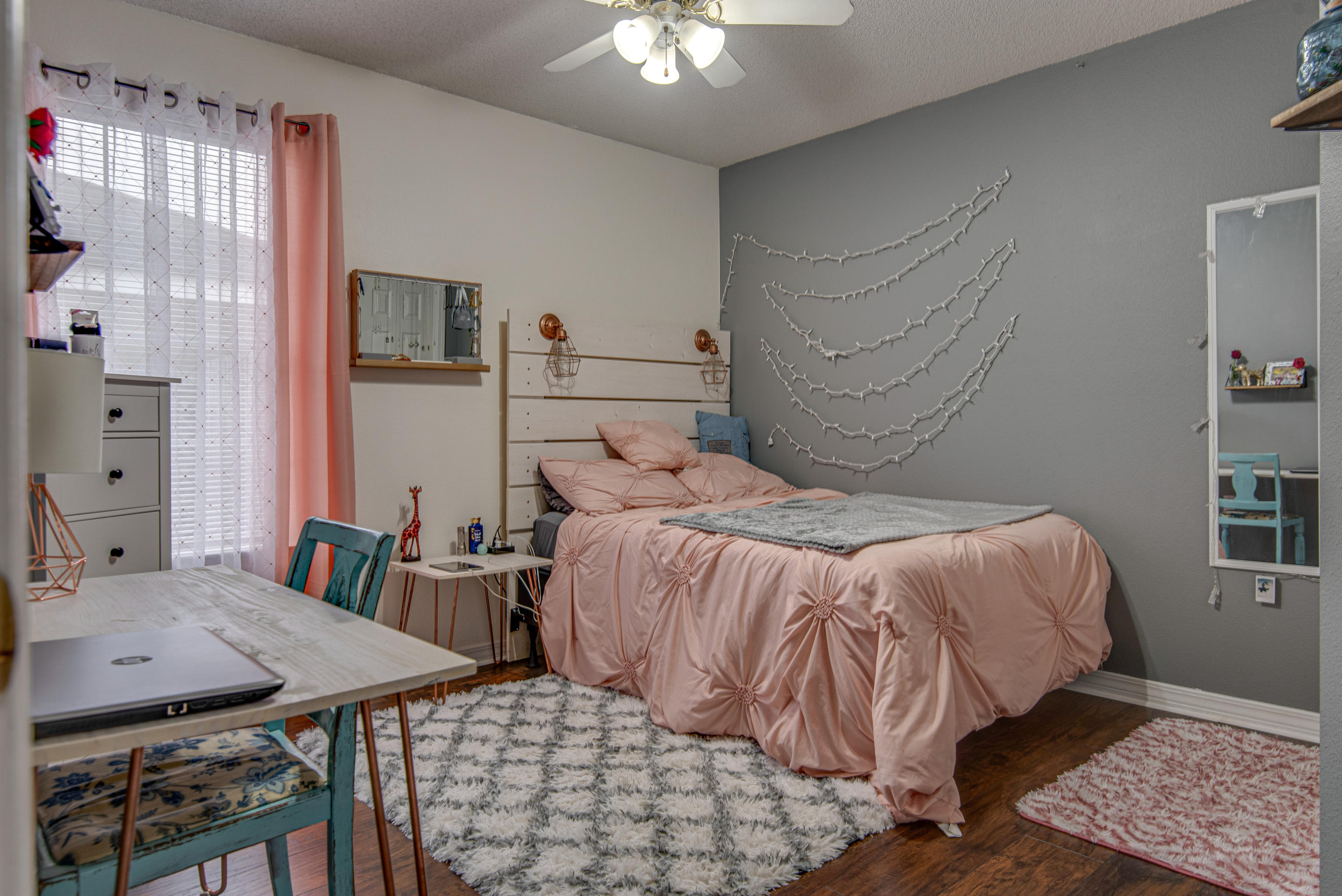 LIGHTHOUSE POINTE UNIT 1 & 2 - Residential