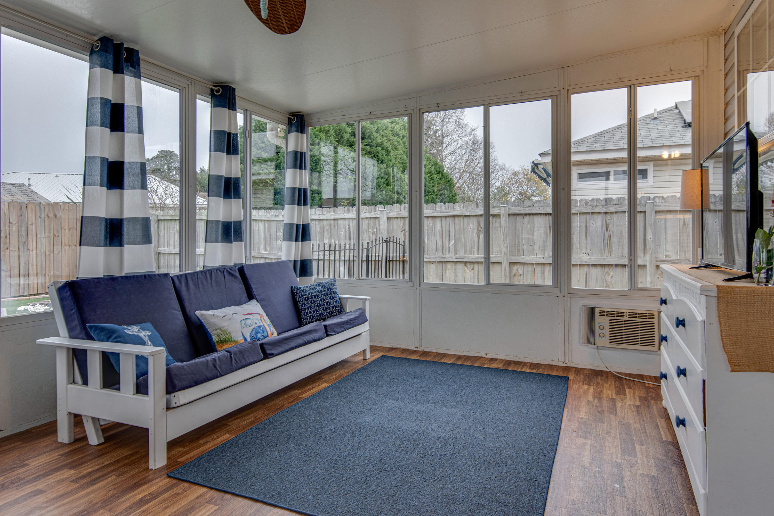 LIGHTHOUSE POINTE UNIT 1 & 2 - Residential