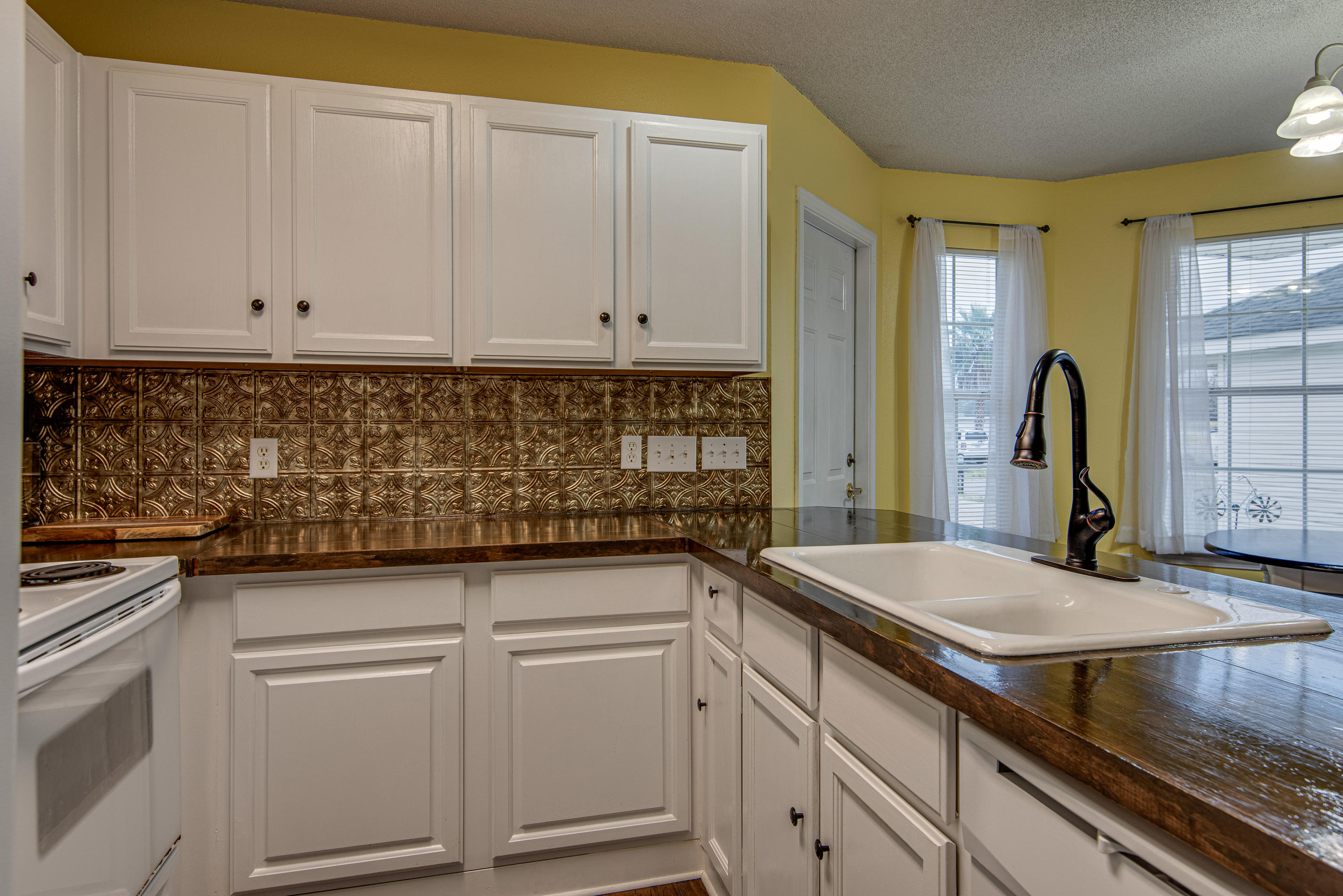 LIGHTHOUSE POINTE UNIT 1 & 2 - Residential