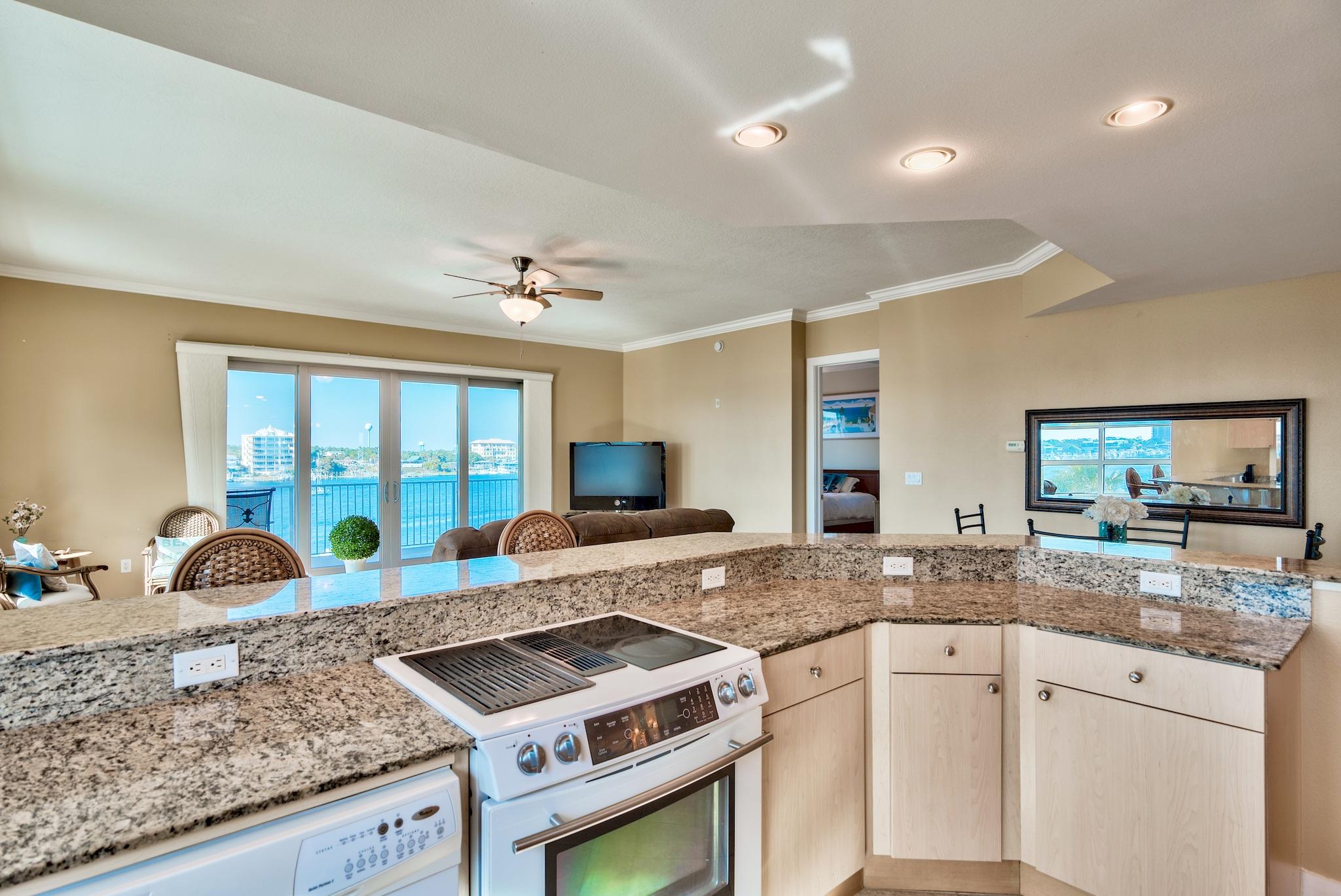 HARBOR LIGHTS - Residential