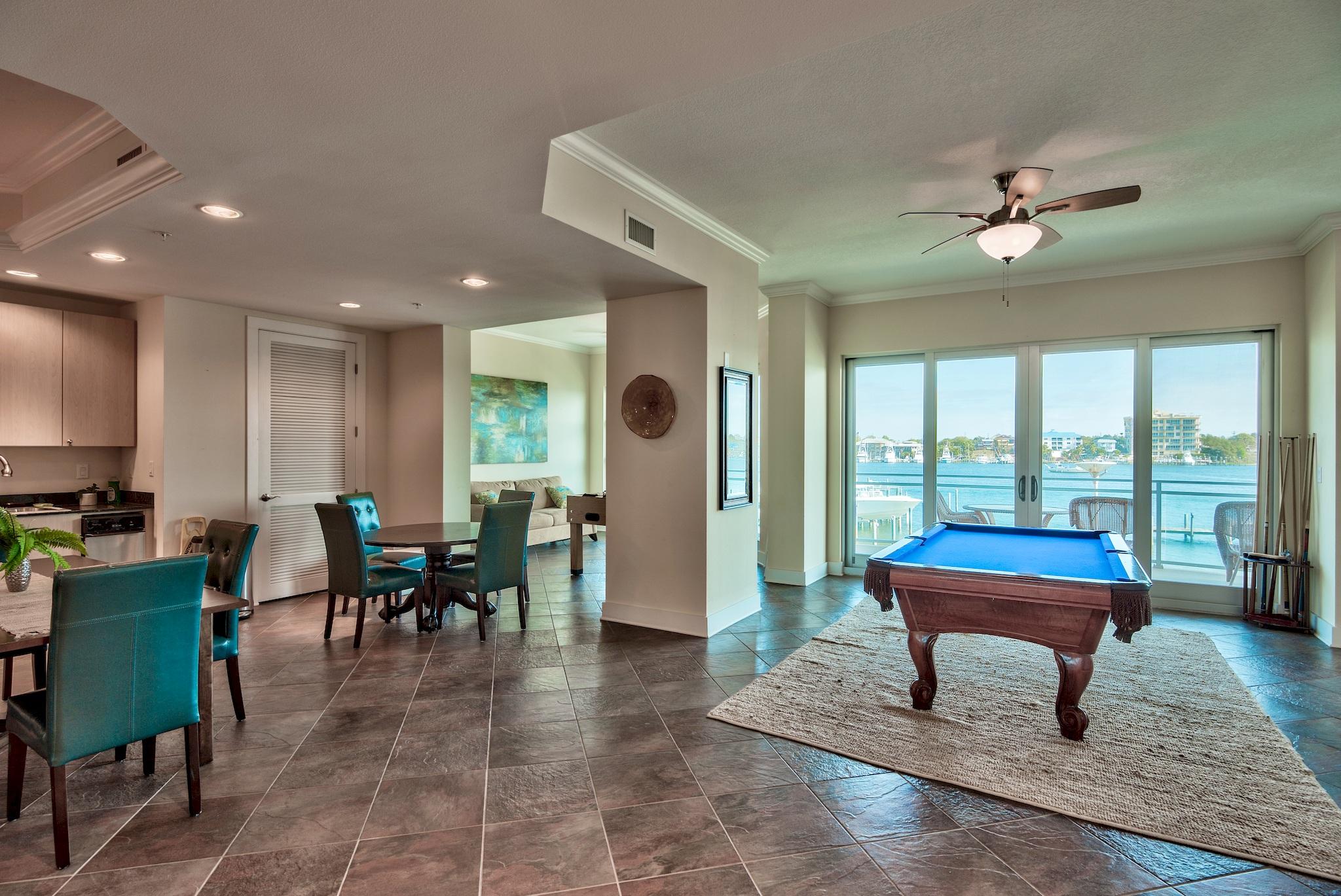 HARBOR LIGHTS - Residential