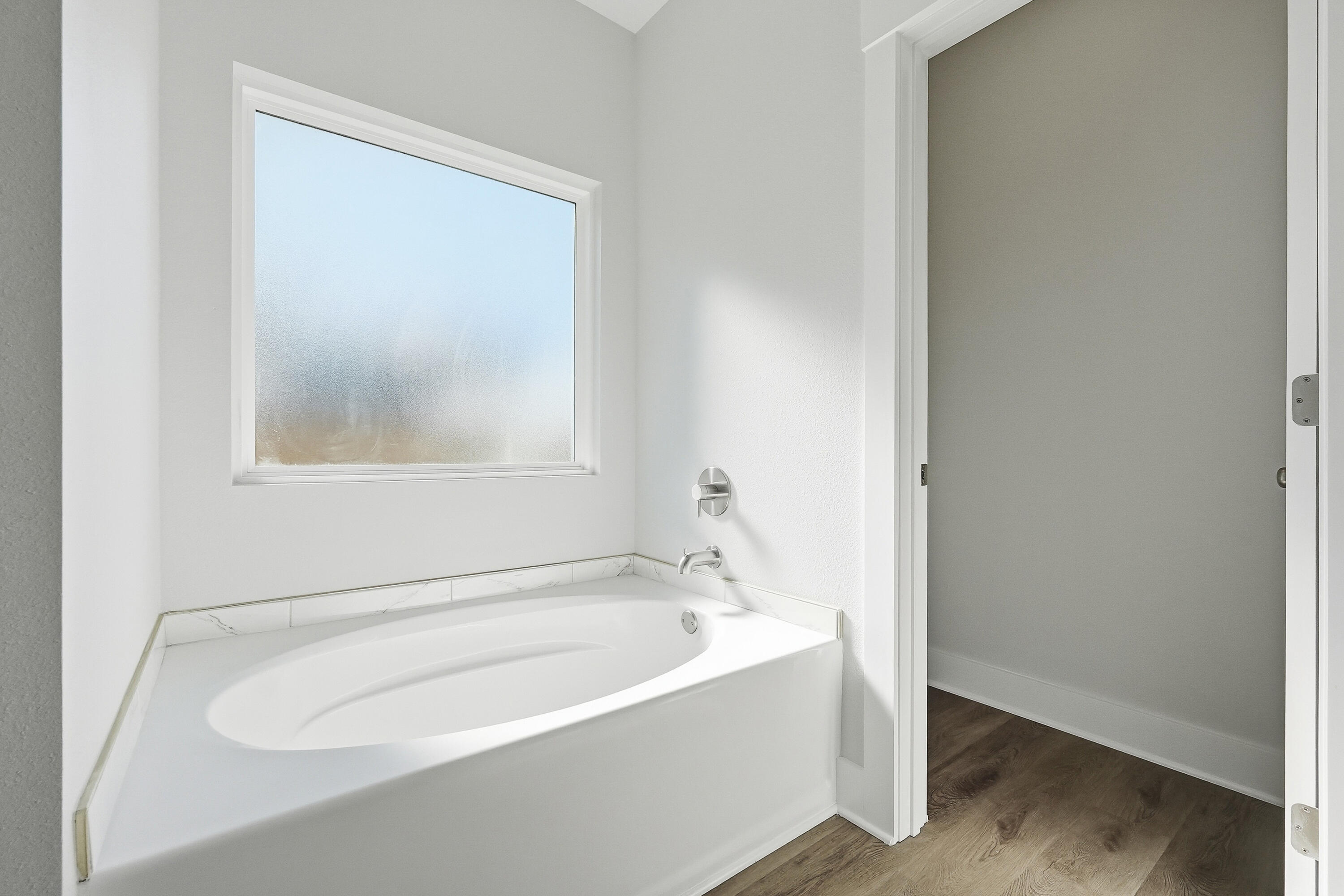 BEG NE COR OF SE1/4 W 1328.7 FT N 110 FT E 4 FT - Residential