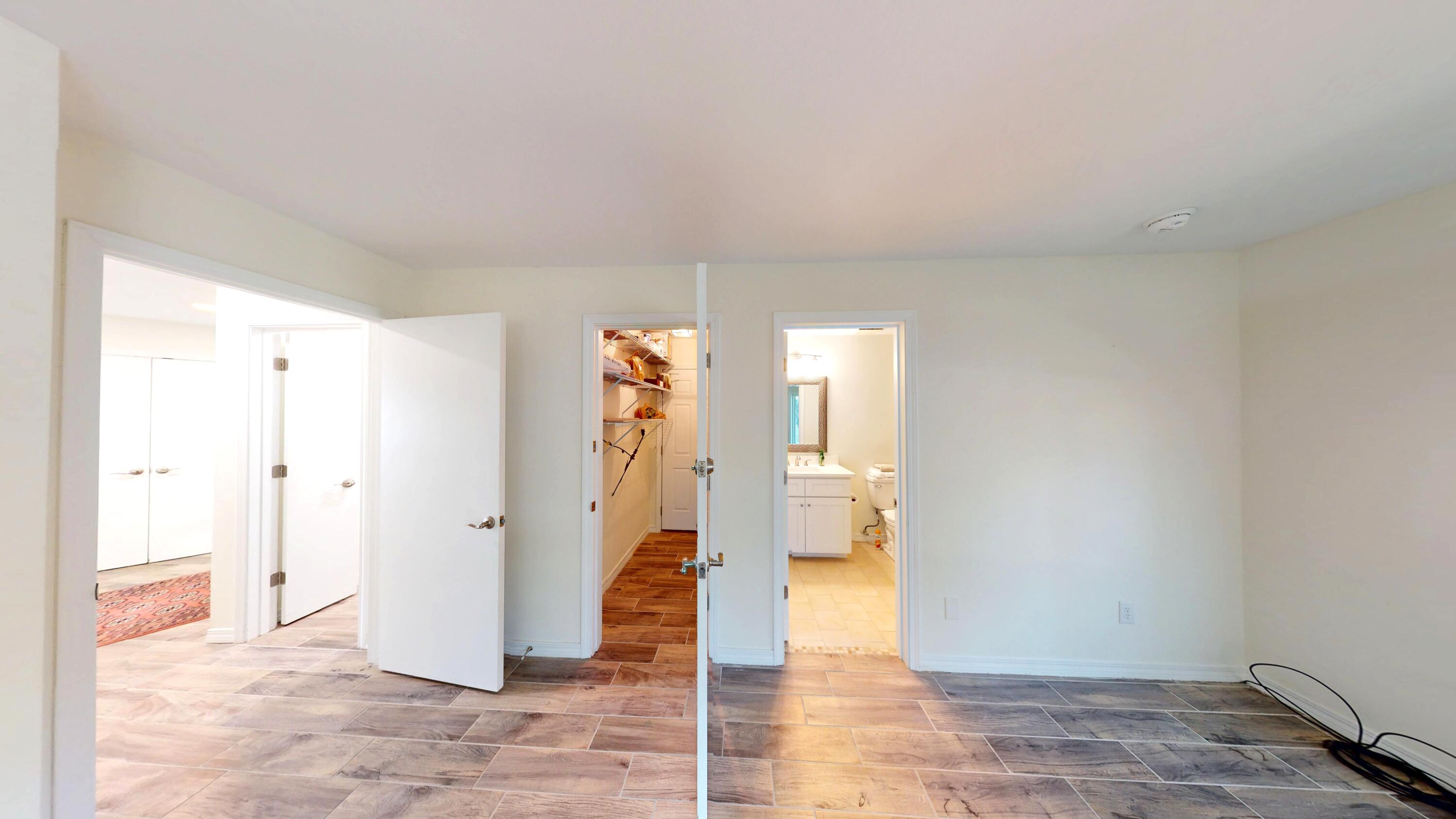 BAYSIDE VILLAS CONDO - Residential