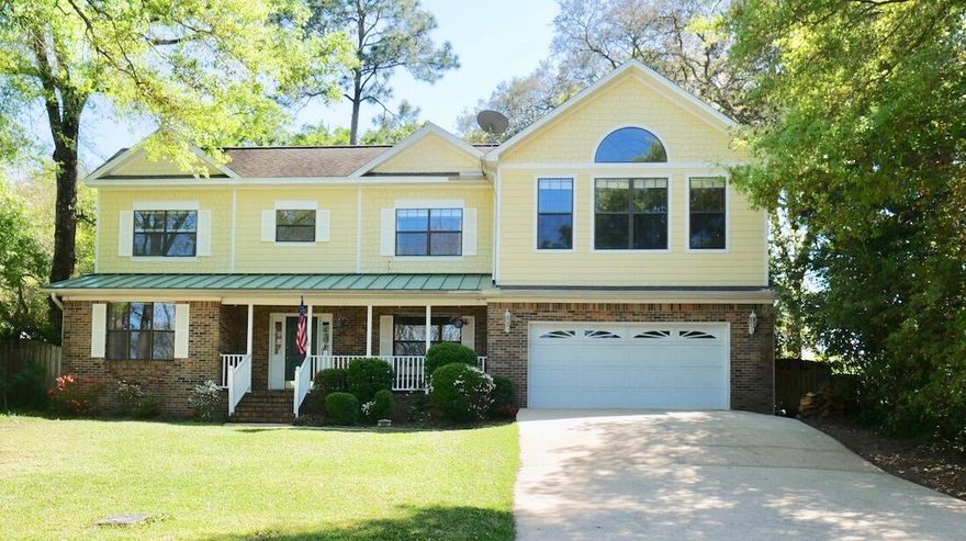 4/30 - Continue to show - active on the market with a 24 hour kick out clause contract in place. Enjoy waterfront living on Boggy Bayou without the huge price tag!!  This home, conveniently located in Valparaiso, near Eglin AFB, is across the street from city owned waterfront and just down the street from Lincoln Park's boat launch. Paddle your cares away in your kayak or paddle board or enjoy an afternoon float just steps from your front door. This traditional style home greets you with a welcoming front porch offering amazing sunrise views across the bayou. When you enter this home, you will find the formal dining room to your right and a living room with built-in shelving to the left. Both of these rooms in the front of the house have wonderful water views of the bayou.