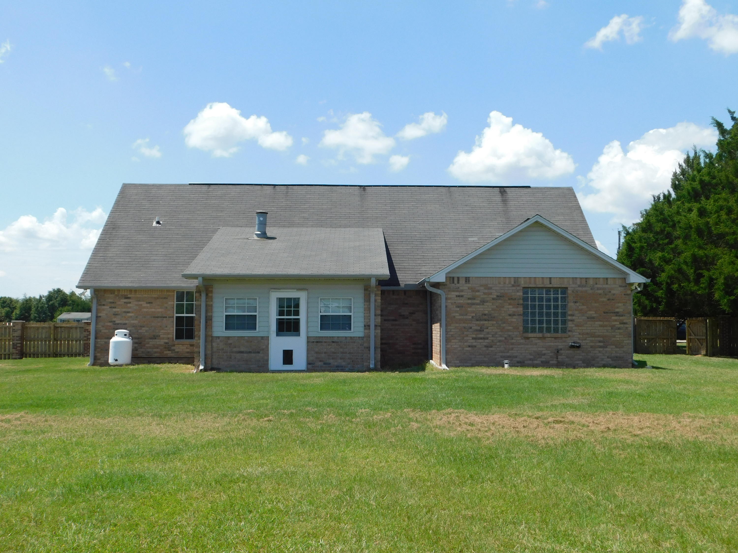 WALKER ESTATES - Residential