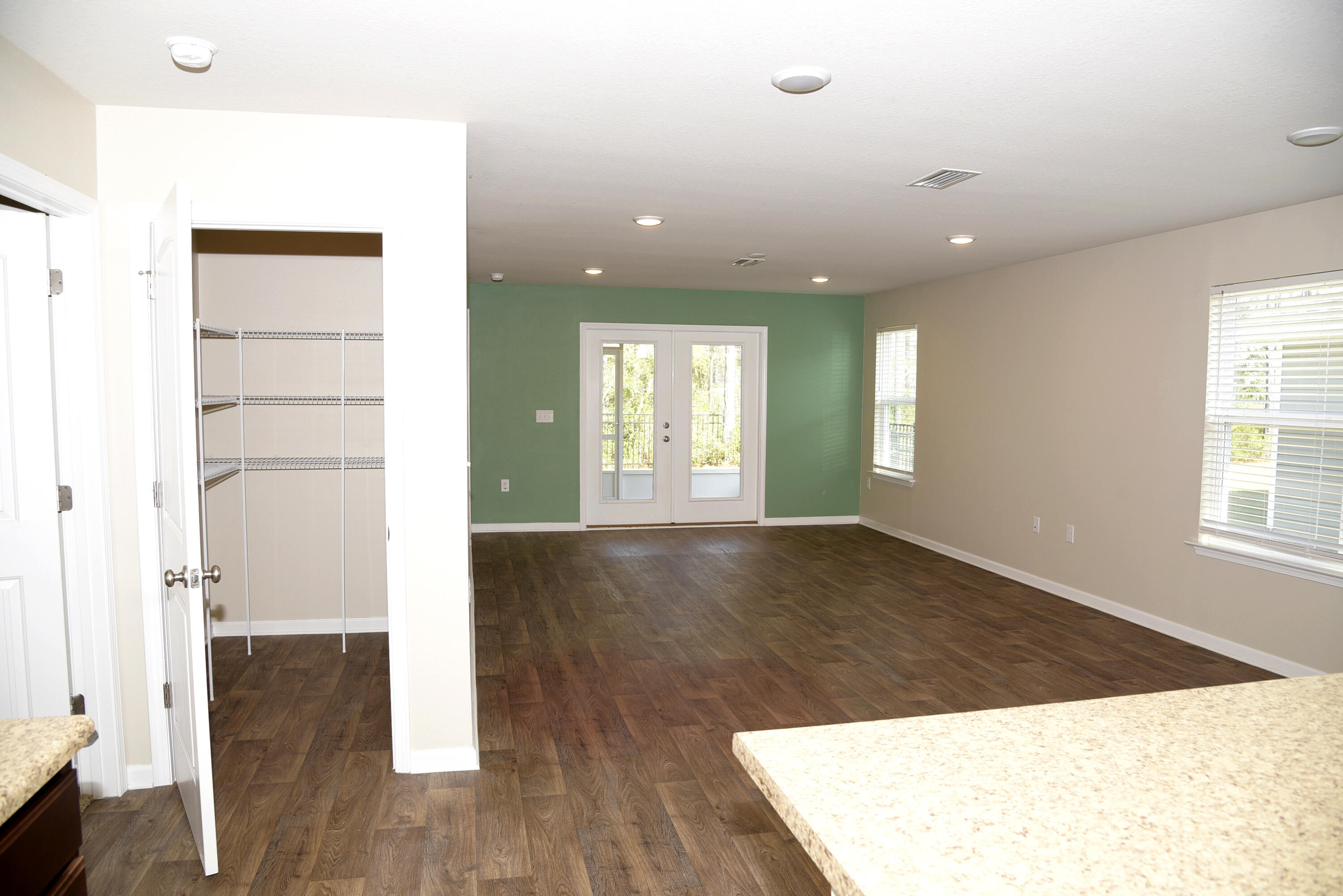 HAMMOCK BAY - Residential Lease