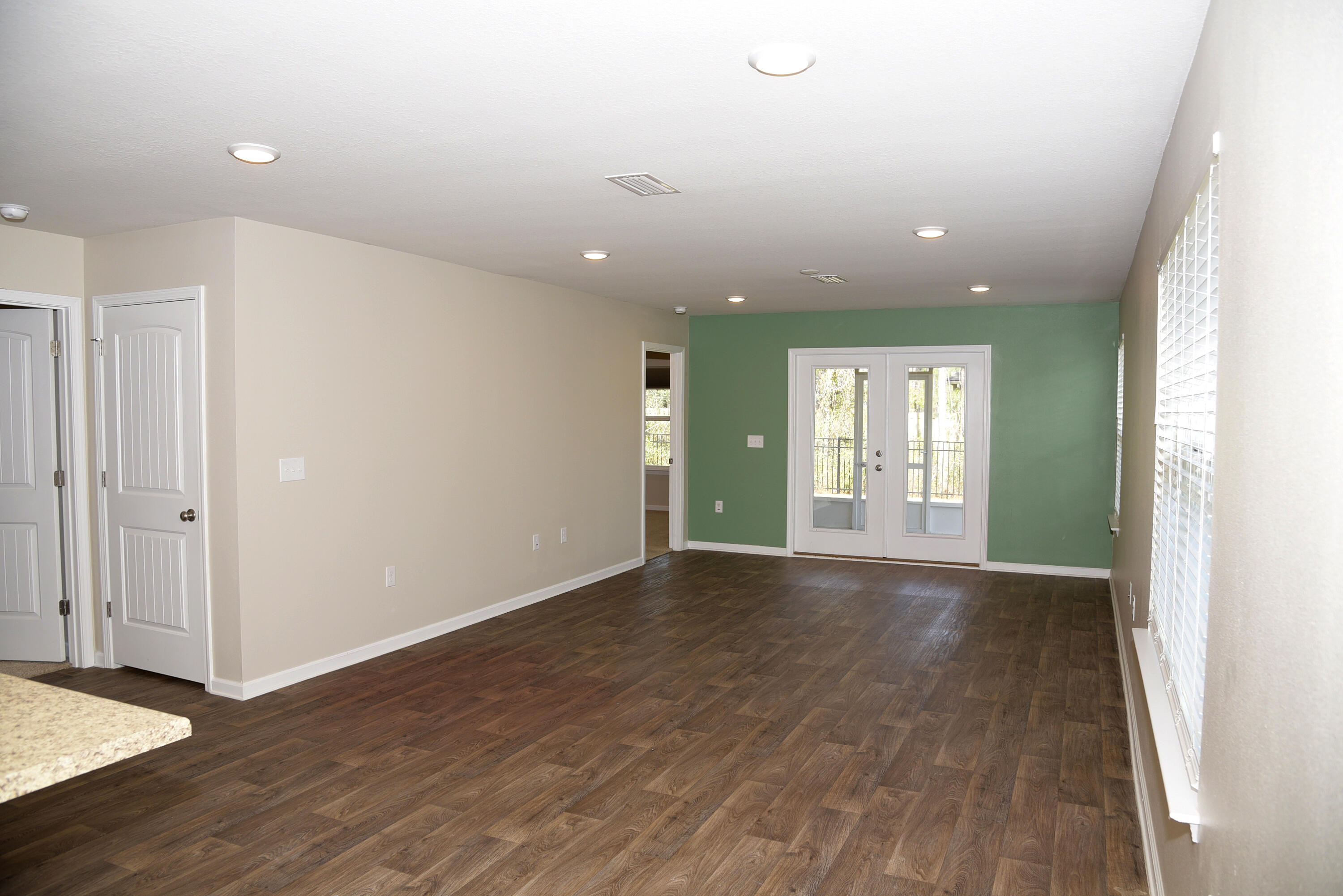 HAMMOCK BAY - Residential Lease