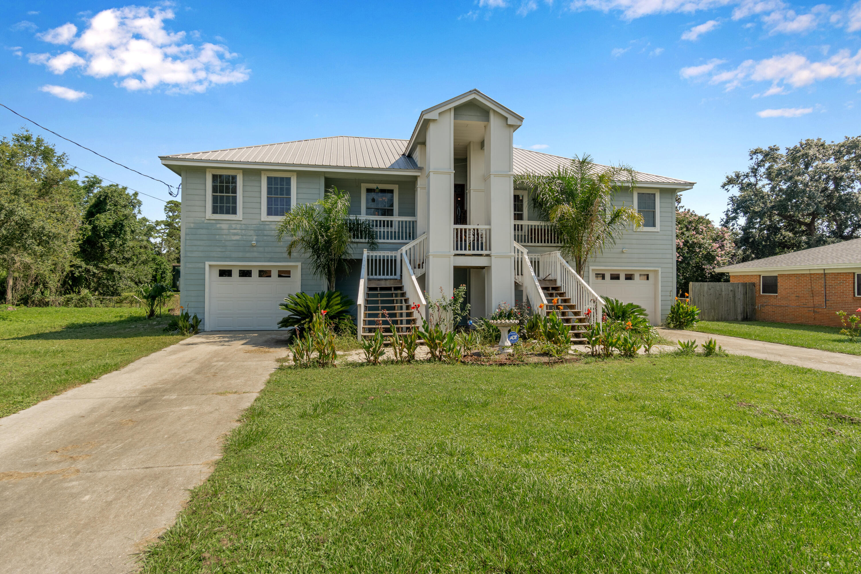 SANTA ROSA SHORES 2ND ADDN - Residential