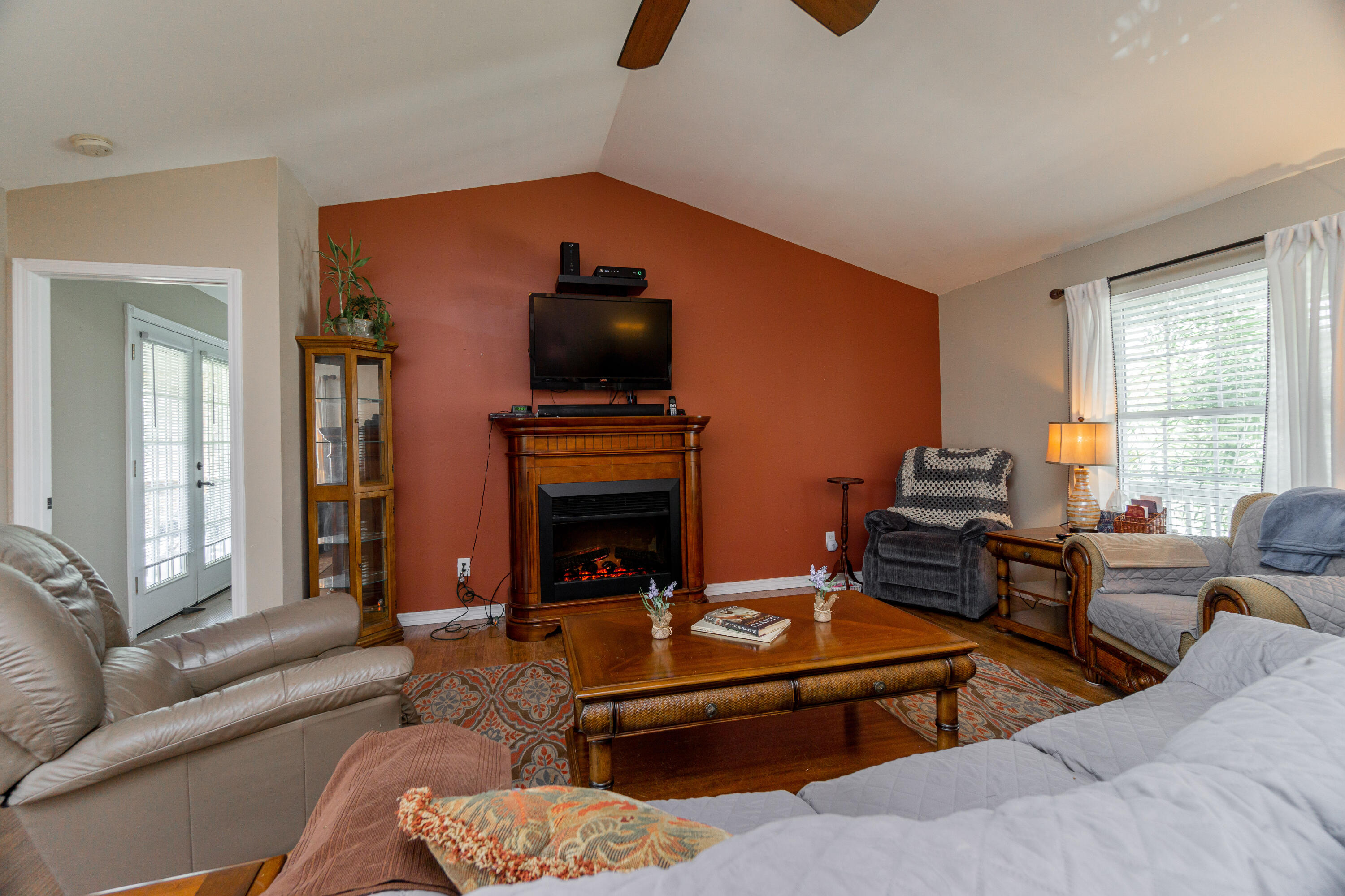 SANTA ROSA SHORES 2ND ADDN - Residential