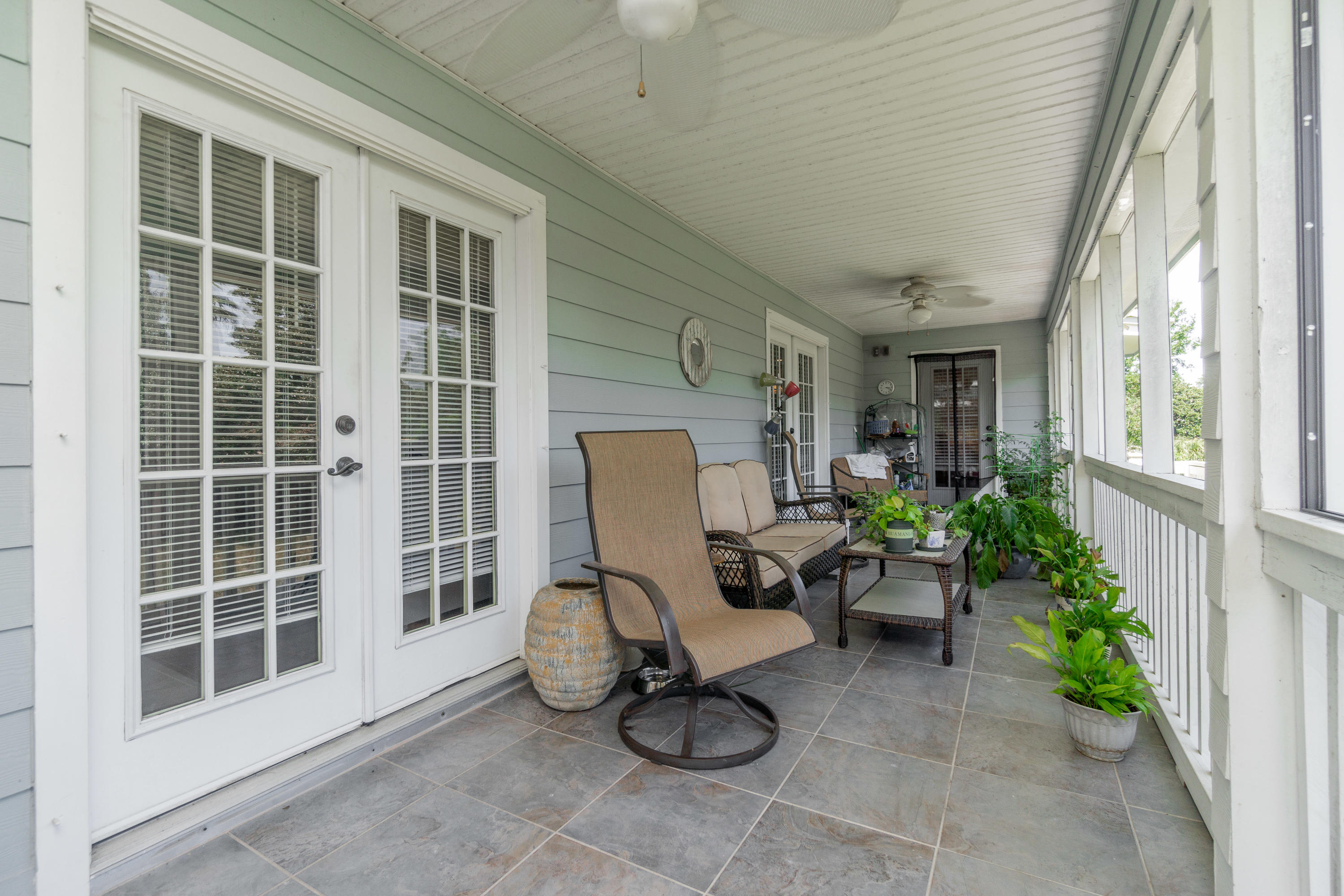 SANTA ROSA SHORES 2ND ADDN - Residential