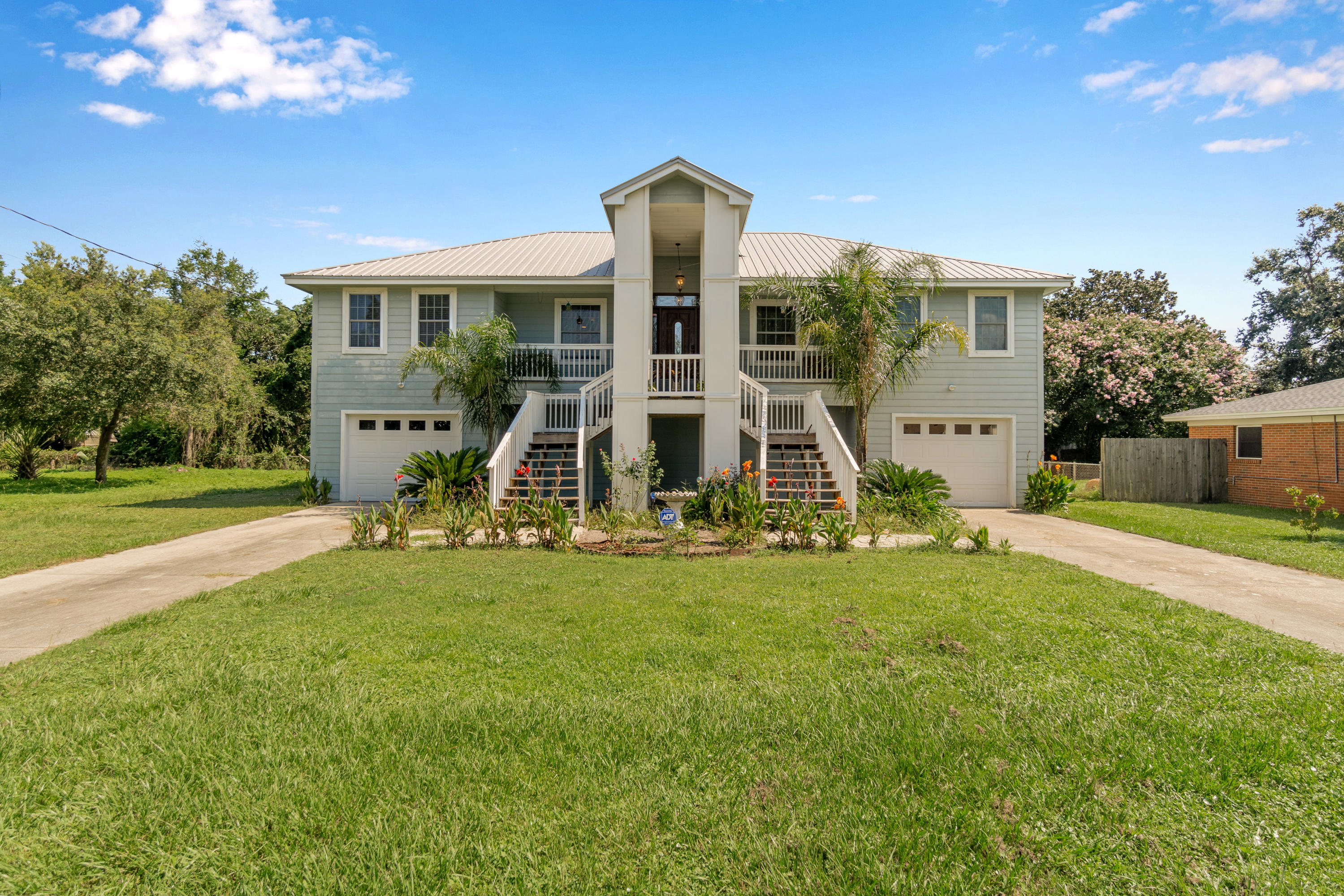 SANTA ROSA SHORES 2ND ADDN - Residential