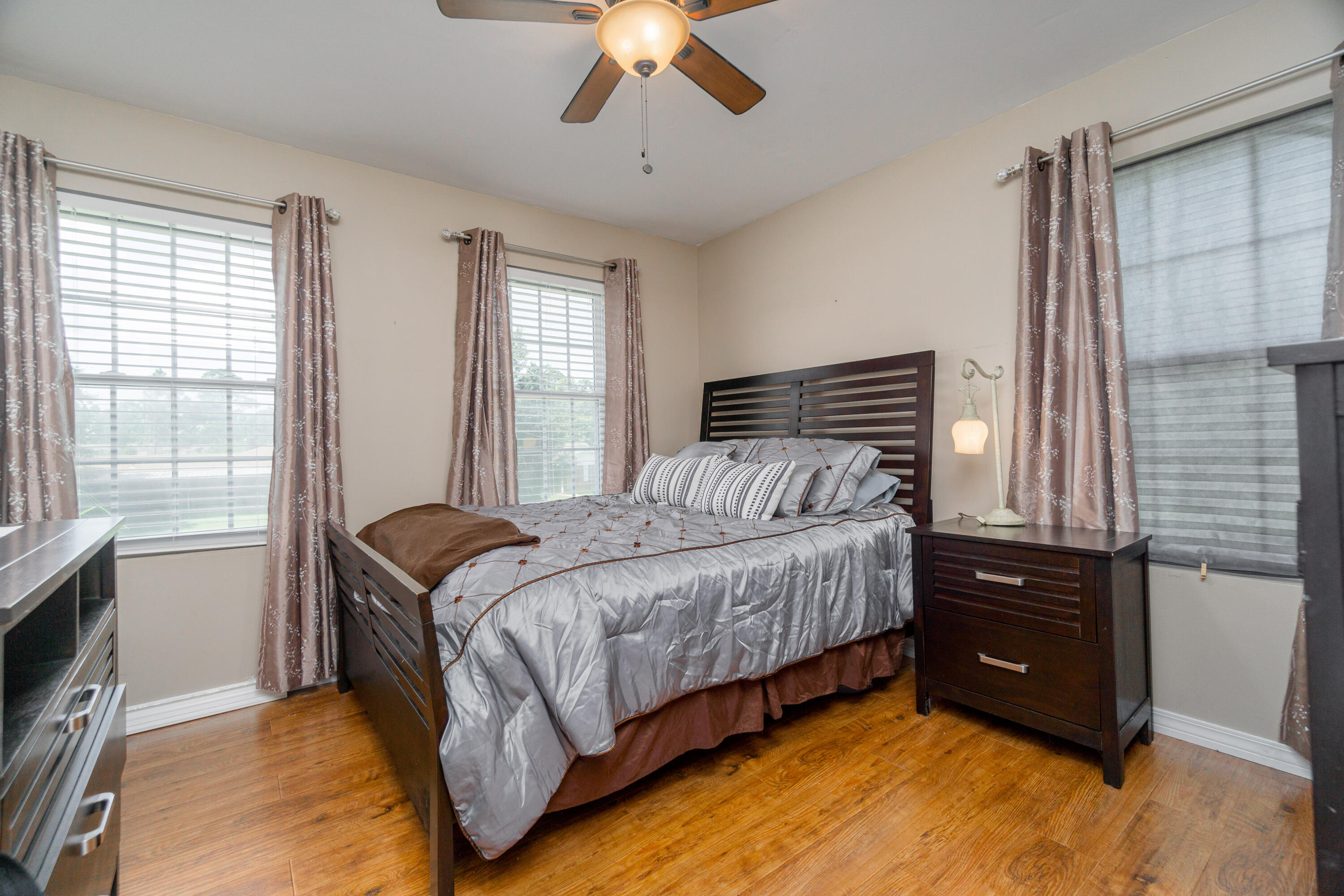 SANTA ROSA SHORES 2ND ADDN - Residential