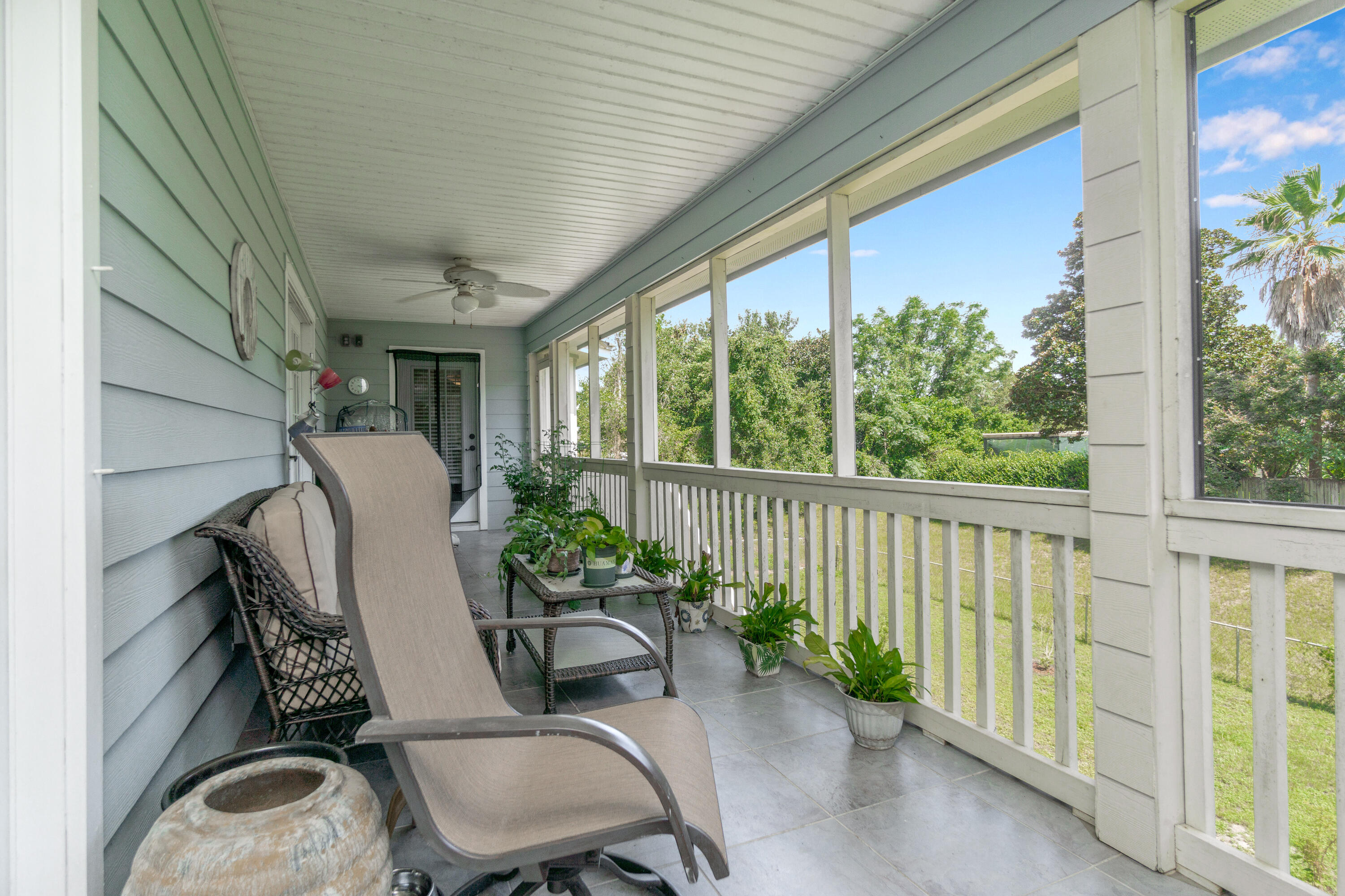 SANTA ROSA SHORES 2ND ADDN - Residential