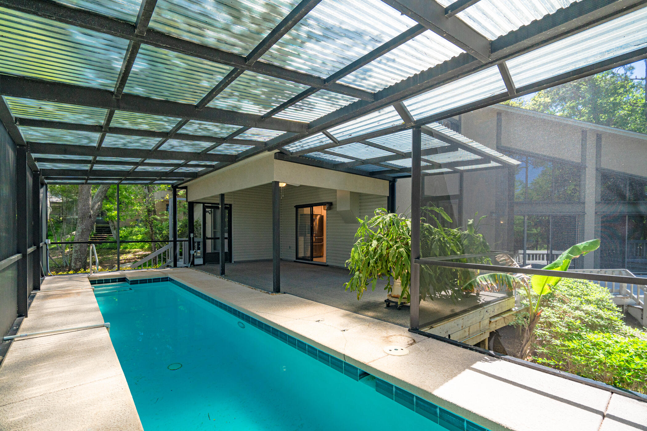 VALPARAISO SHORES - Residential